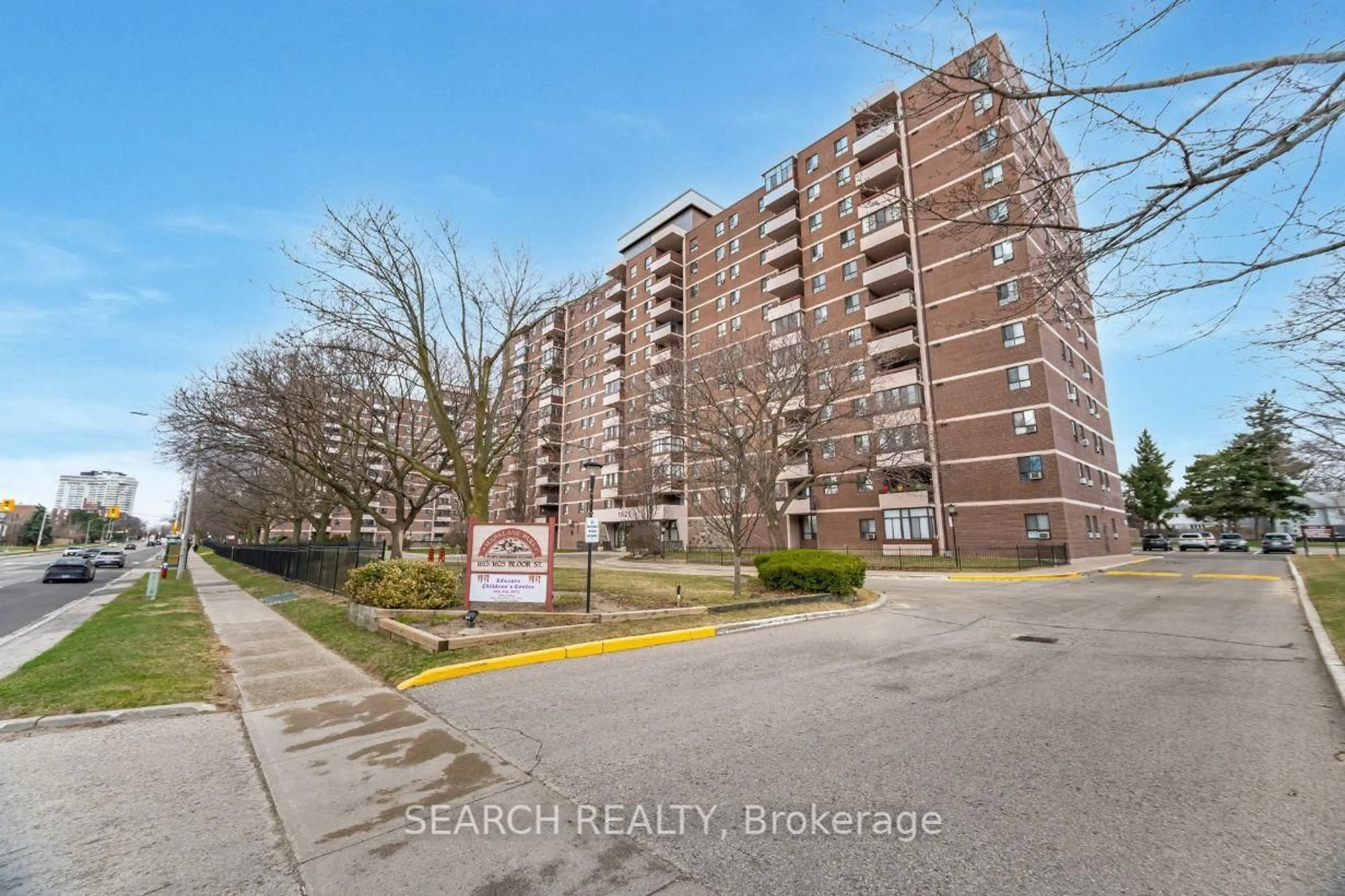 Unknown for 1625 Bloor St #1118, Mississauga Ontario L4X 1S3