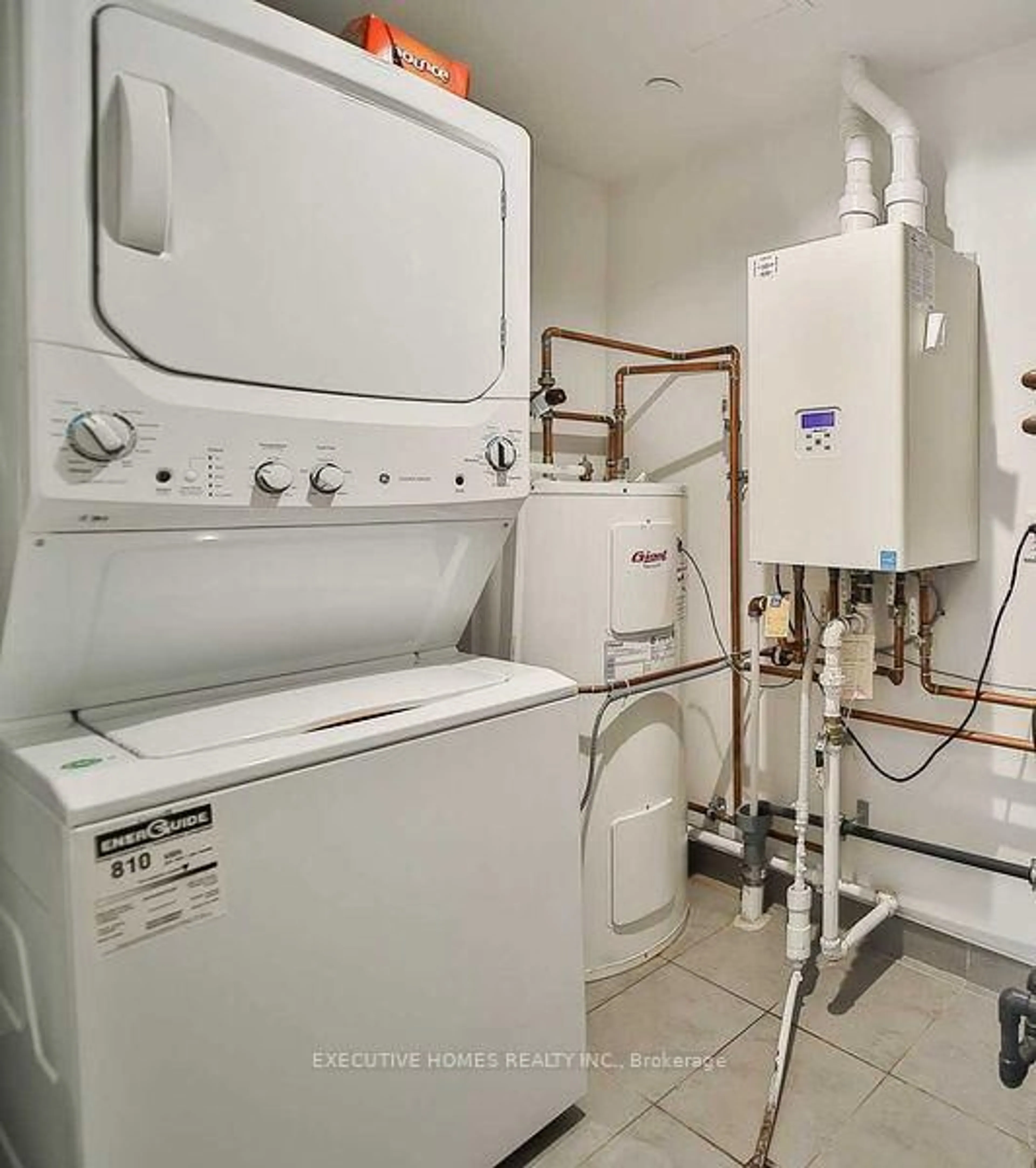 Laundry room for 2530 Eglinton Ave #106, Mississauga Ontario L5M 0Z5