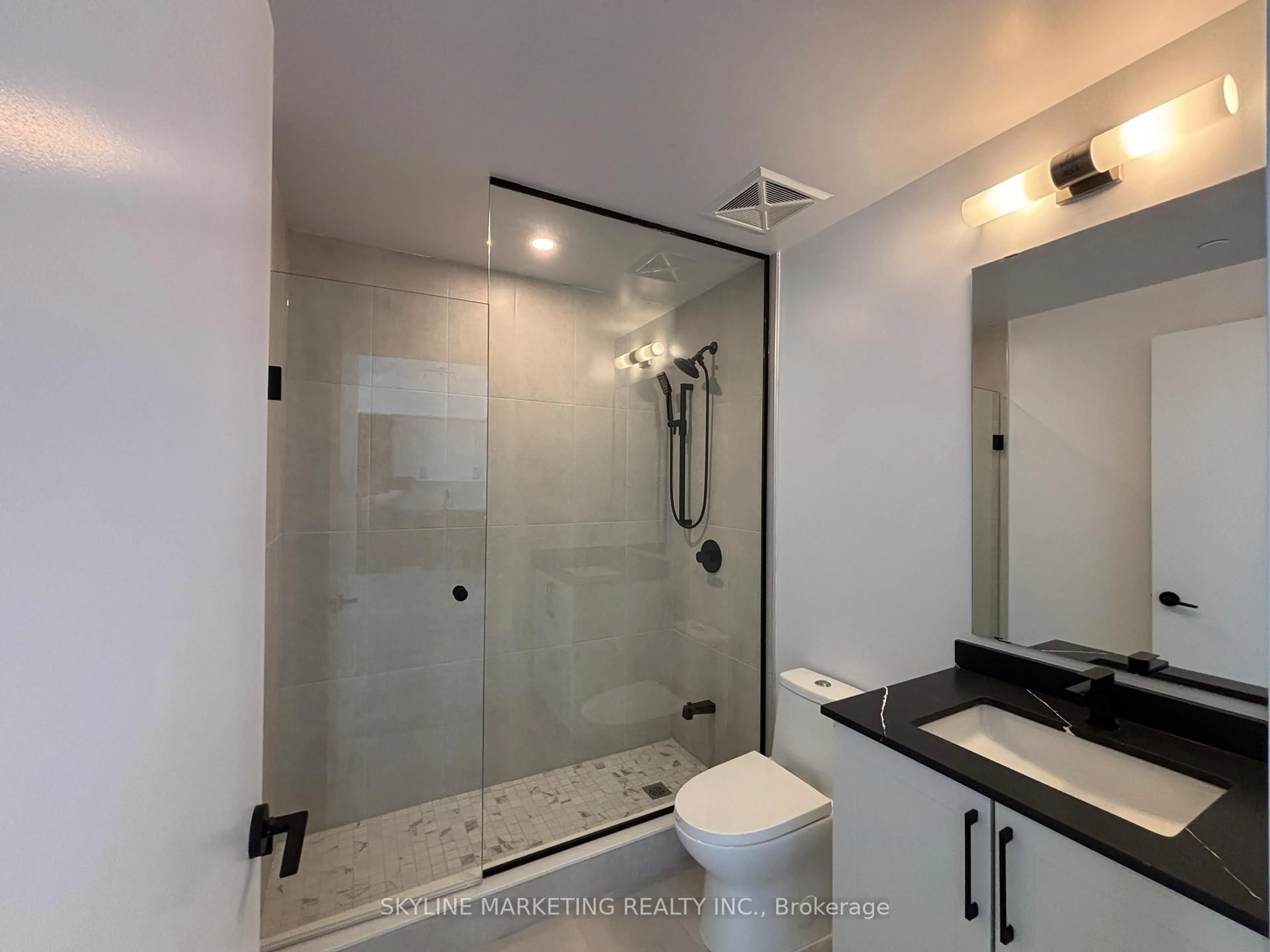 Contemporary bathroom, ceramic/tile floor for 2450 Old Bronte Rd #818, Oakville Ontario L6M 5P6
