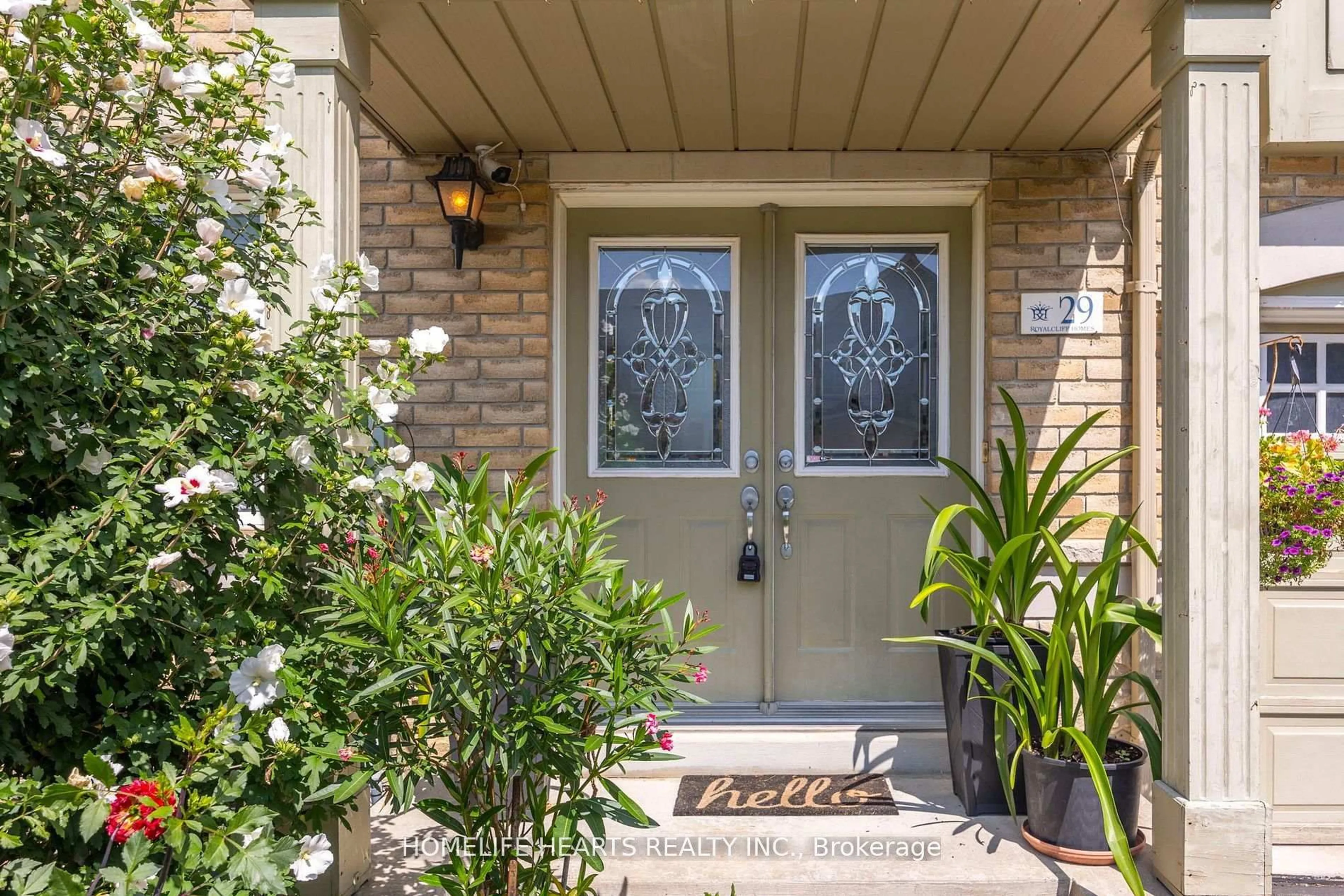 Indoor entryway for 29 Polar Bear Pl, Brampton Ontario L6R 3L8