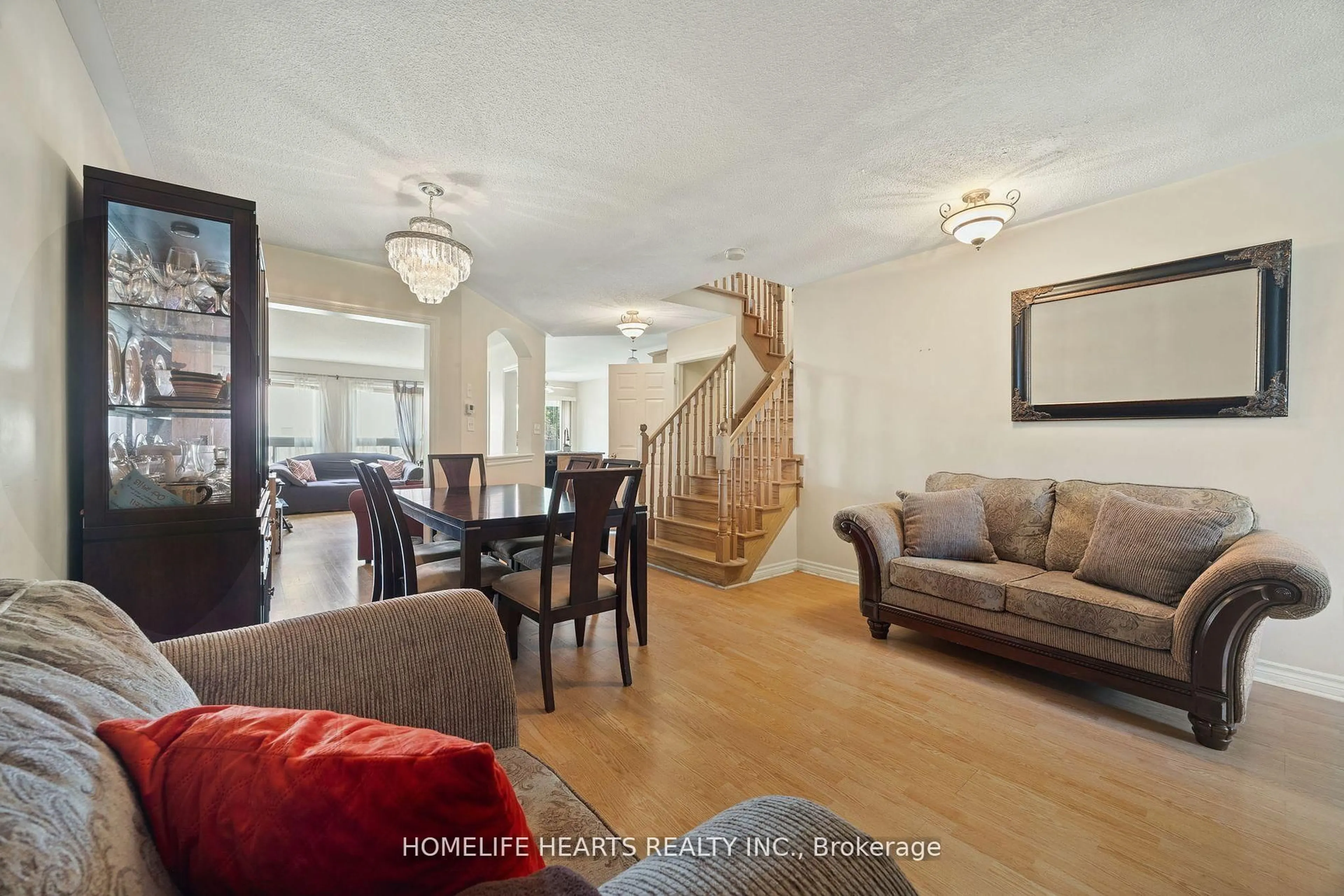 Living room with furniture, unknown for 29 Polar Bear Pl, Brampton Ontario L6R 3L8