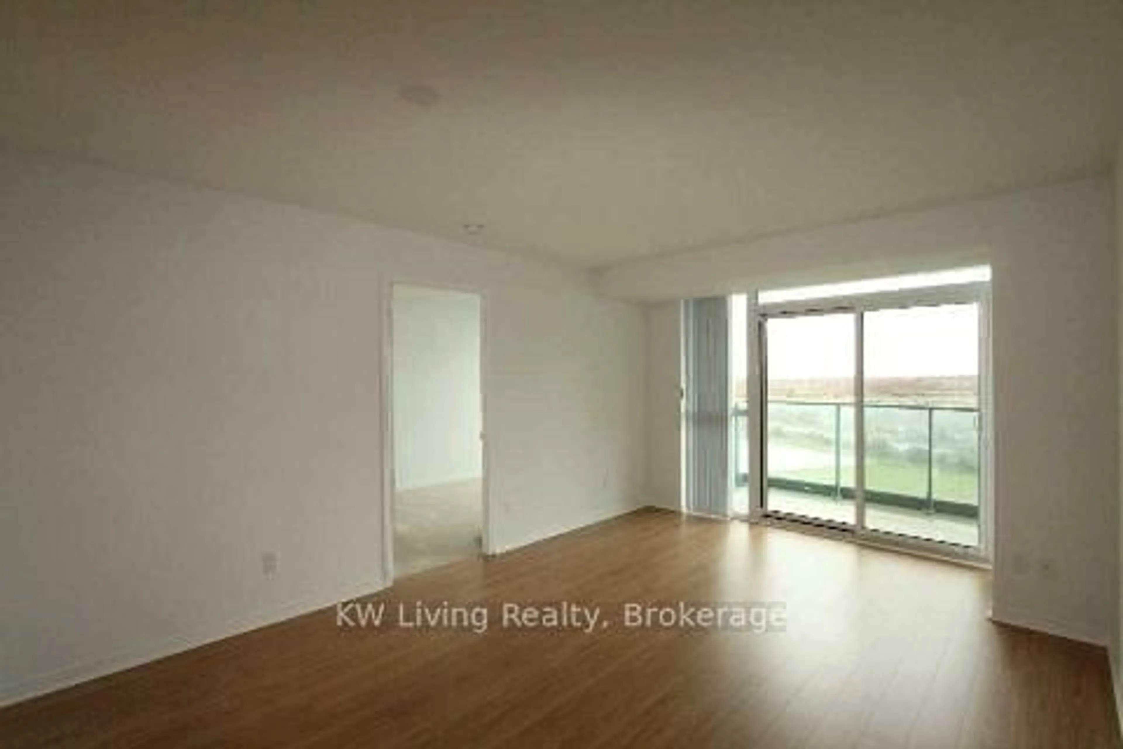 A pic of a room for 4900 Glen Erin Dr #1505, Mississauga Ontario L5M 7S2