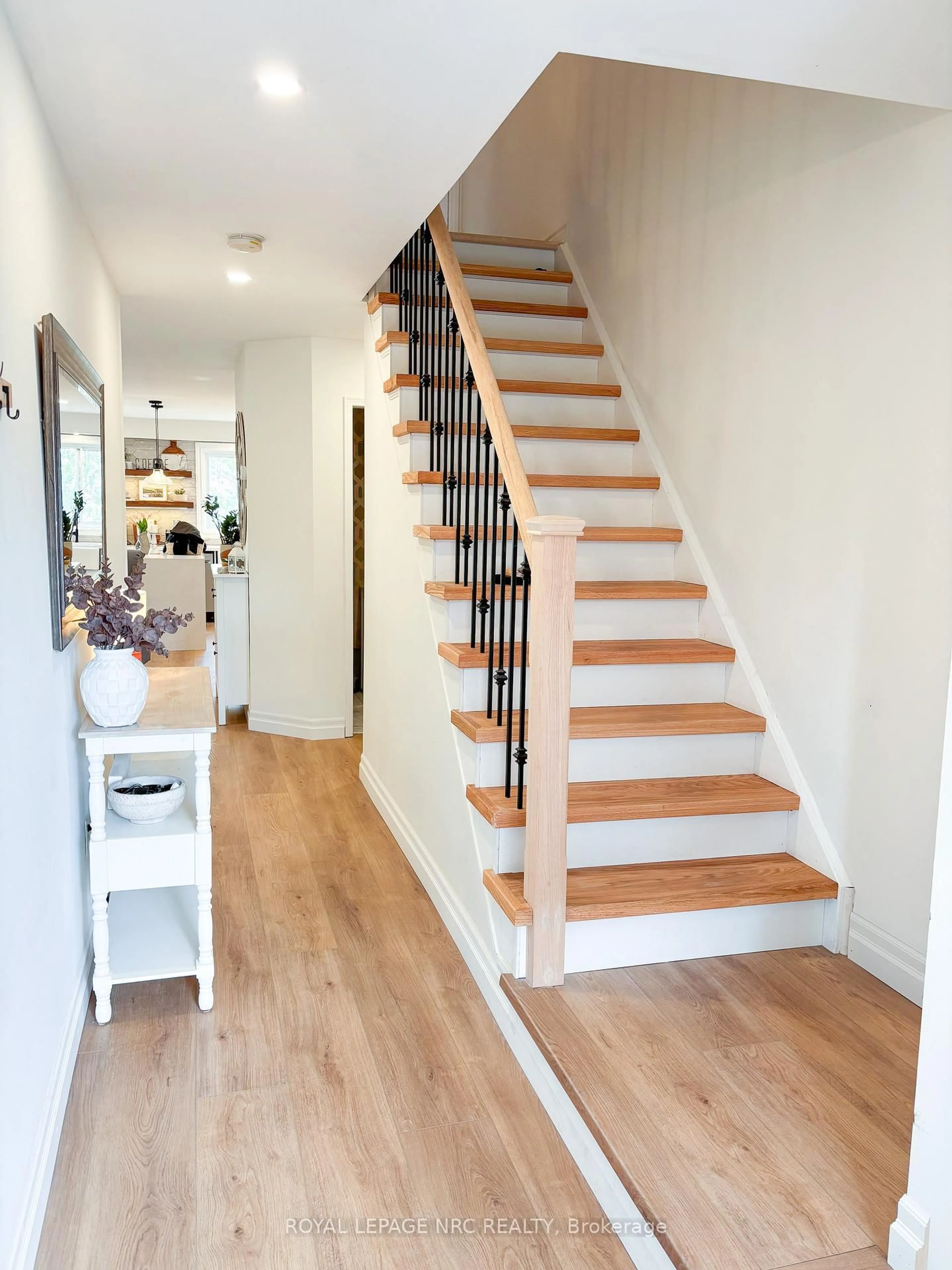 Unknown for 710 Spring Gardens St #49, Burlington Ontario L7T 4K7