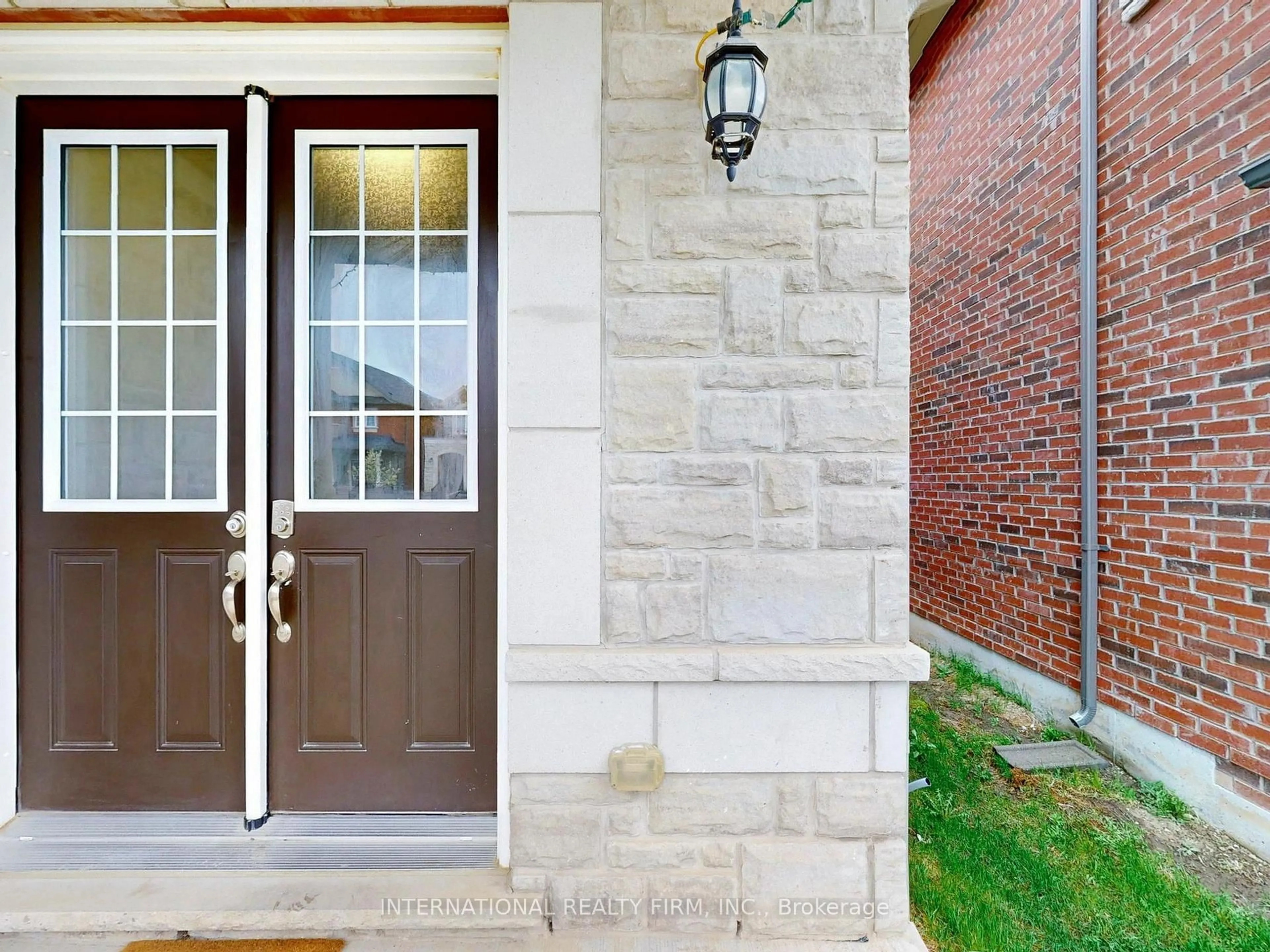 Home with brick exterior material, street for 254 Niagara Tr, Halton Hills Ontario L7G 0M4