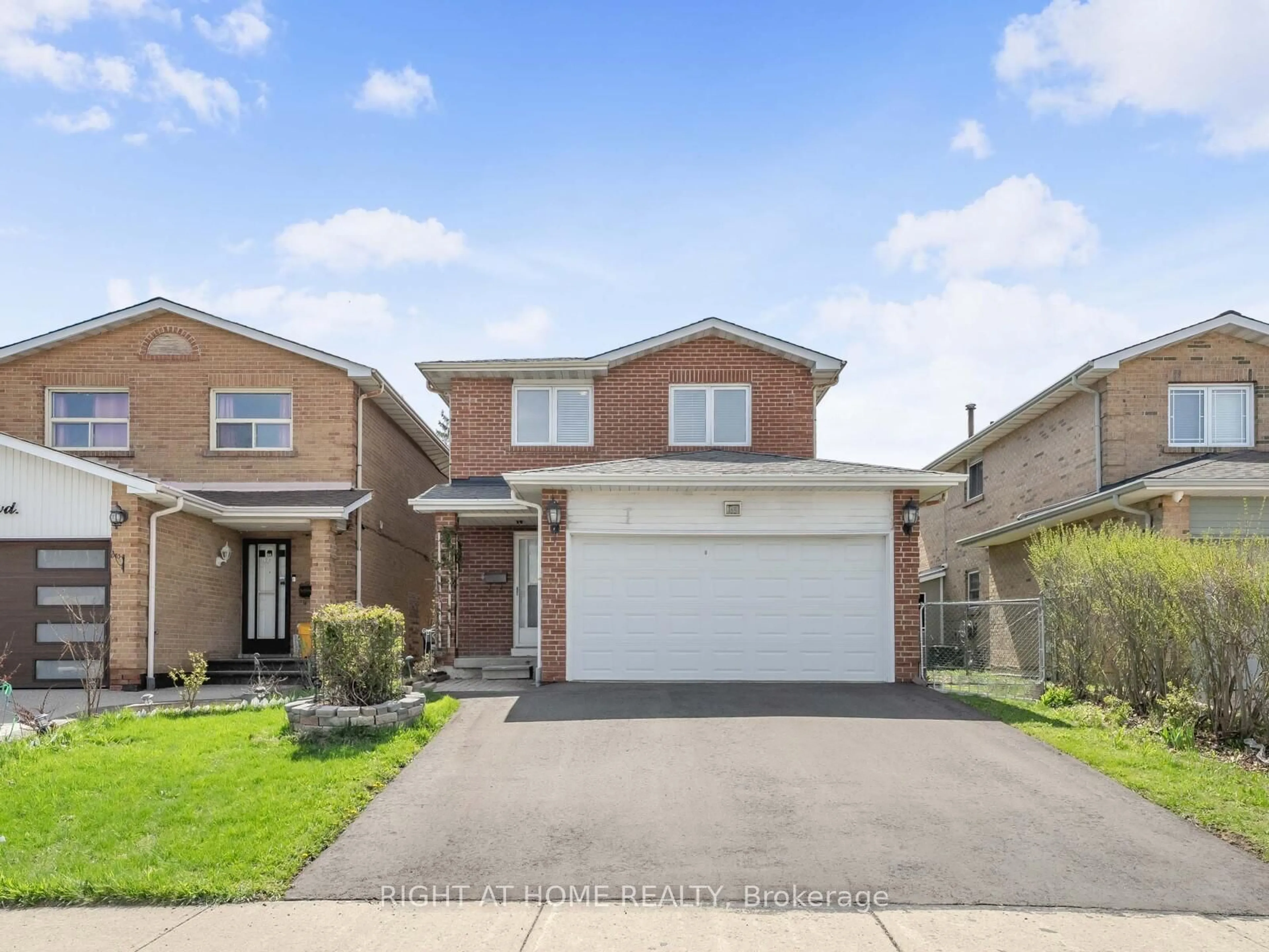 Home with brick exterior material, street for 165 Simmons Blvd, Brampton Ontario L6V 3Y2