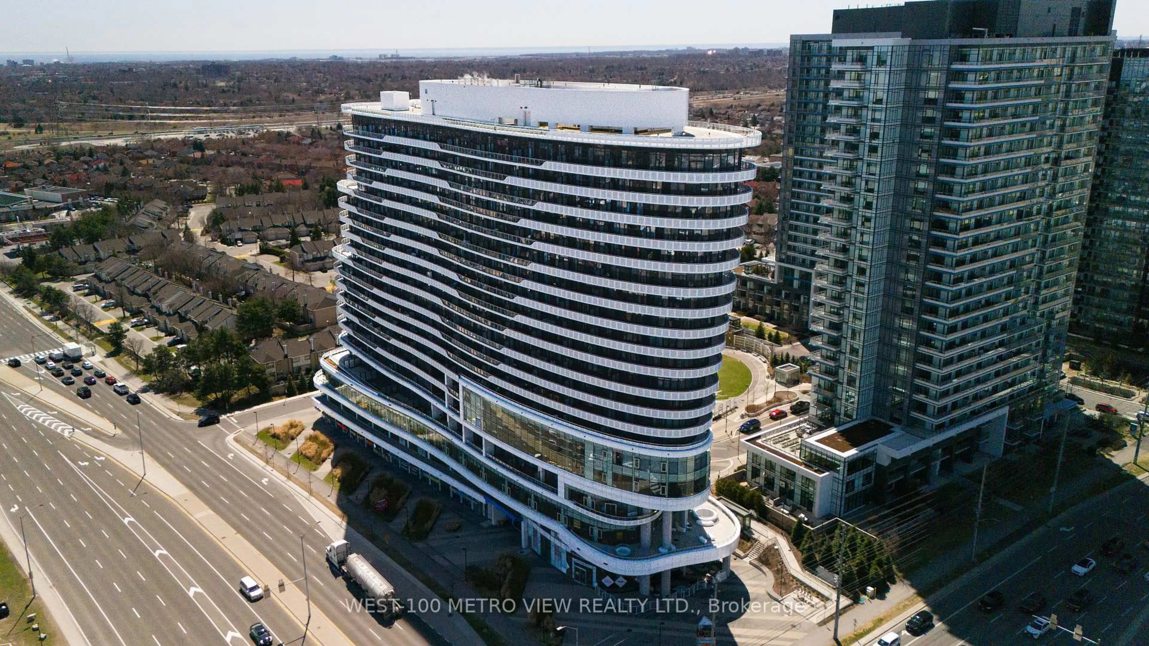 A pic from outside/outdoor area/front of a property/back of a property/a pic from drone, city buildings view from balcony for 2520 Eglinton Ave ##1105, Mississauga Ontario L5M 0Y2