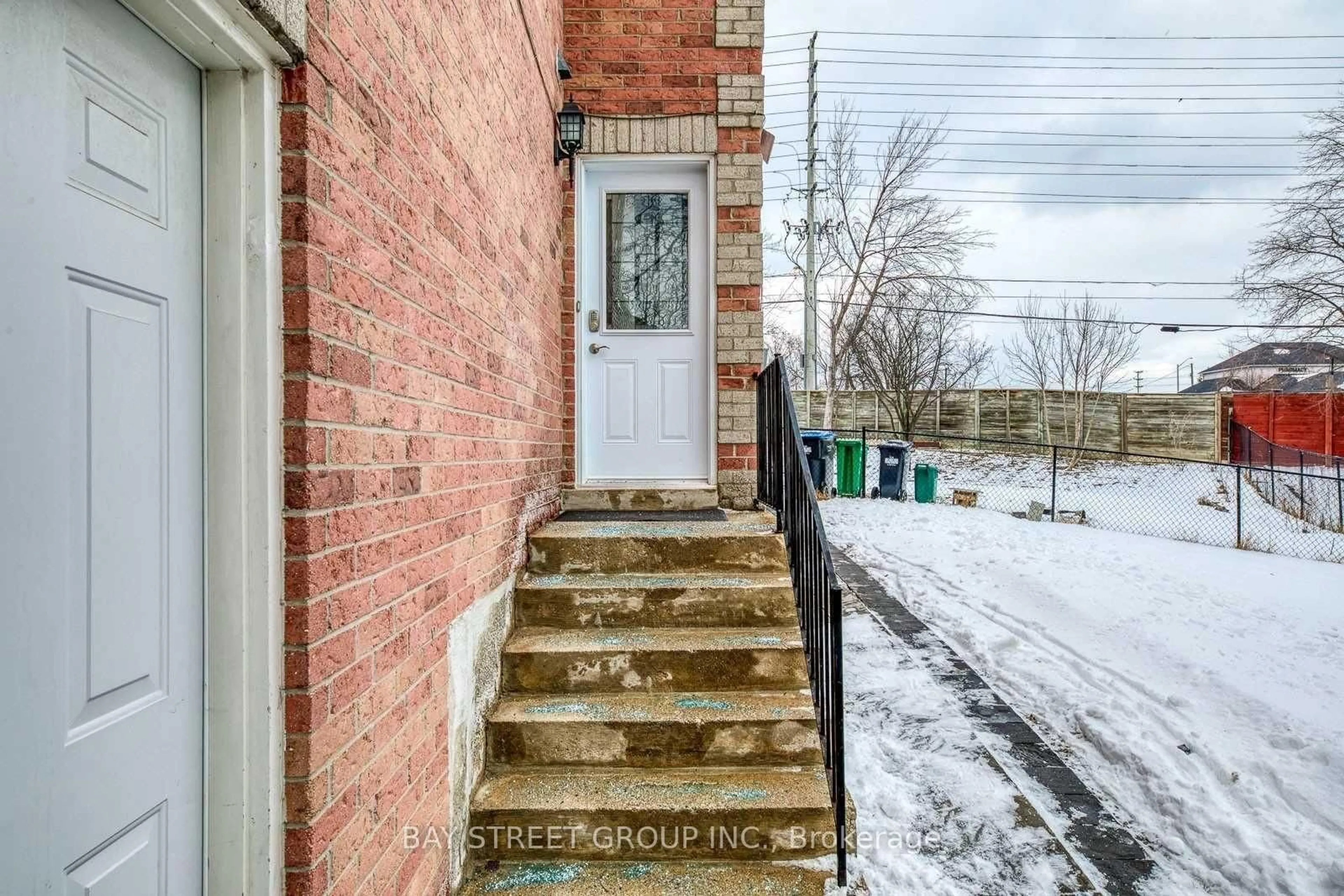 Unknown for 5045 Rundle Crt, Mississauga Ontario L5M 4A4