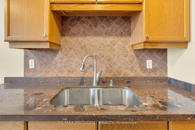 Additional property image - 21 Knightsbridge Rd Unit 1408