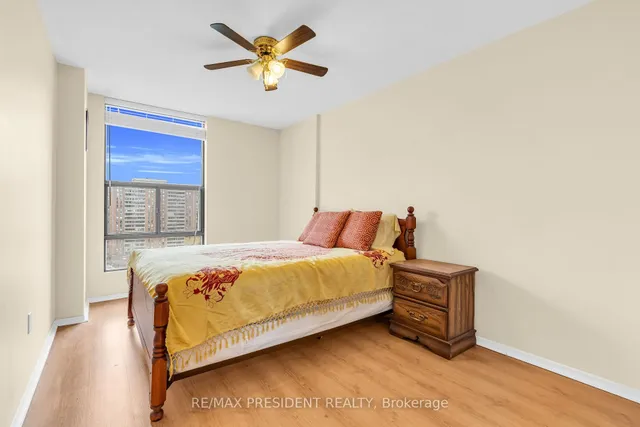 Additional property image - 21 Knightsbridge Rd Unit 1408