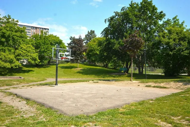 Additional property image - 21 Knightsbridge Rd Unit 1408