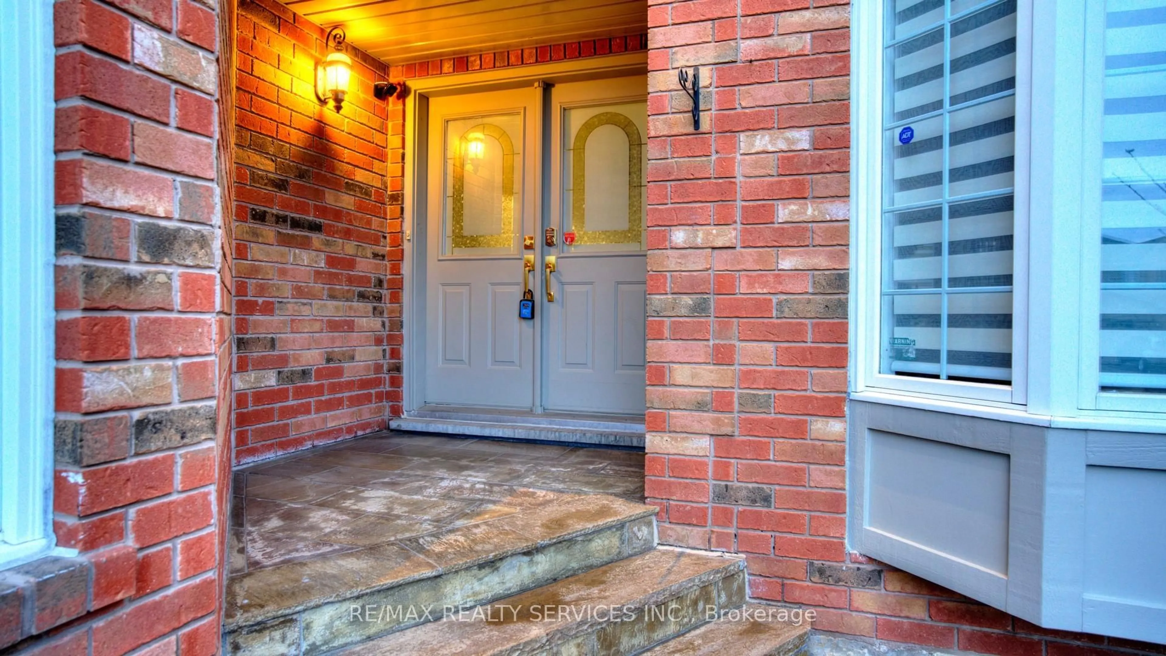 Unknown for 87 Sprucelands Ave, Brampton Ontario L6R 1N3