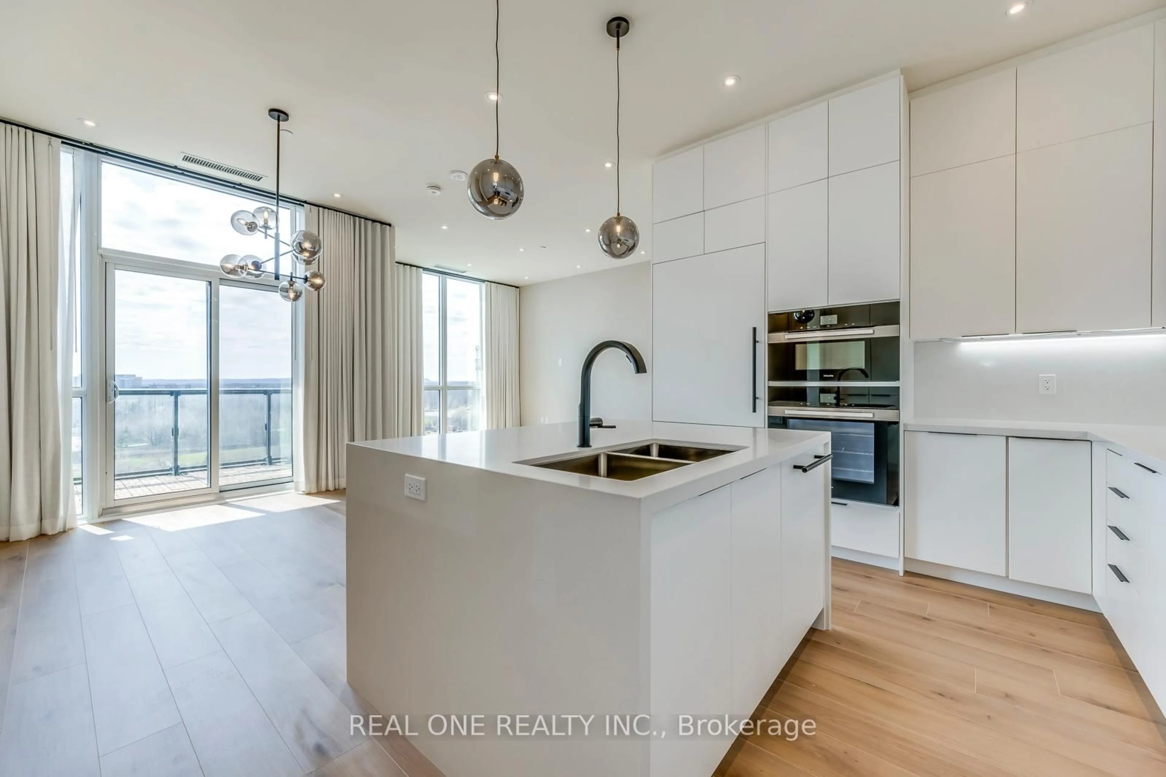 Open concept kitchen, unknown for 509 Dundas St #815, Oakville Ontario L6M 4M2
