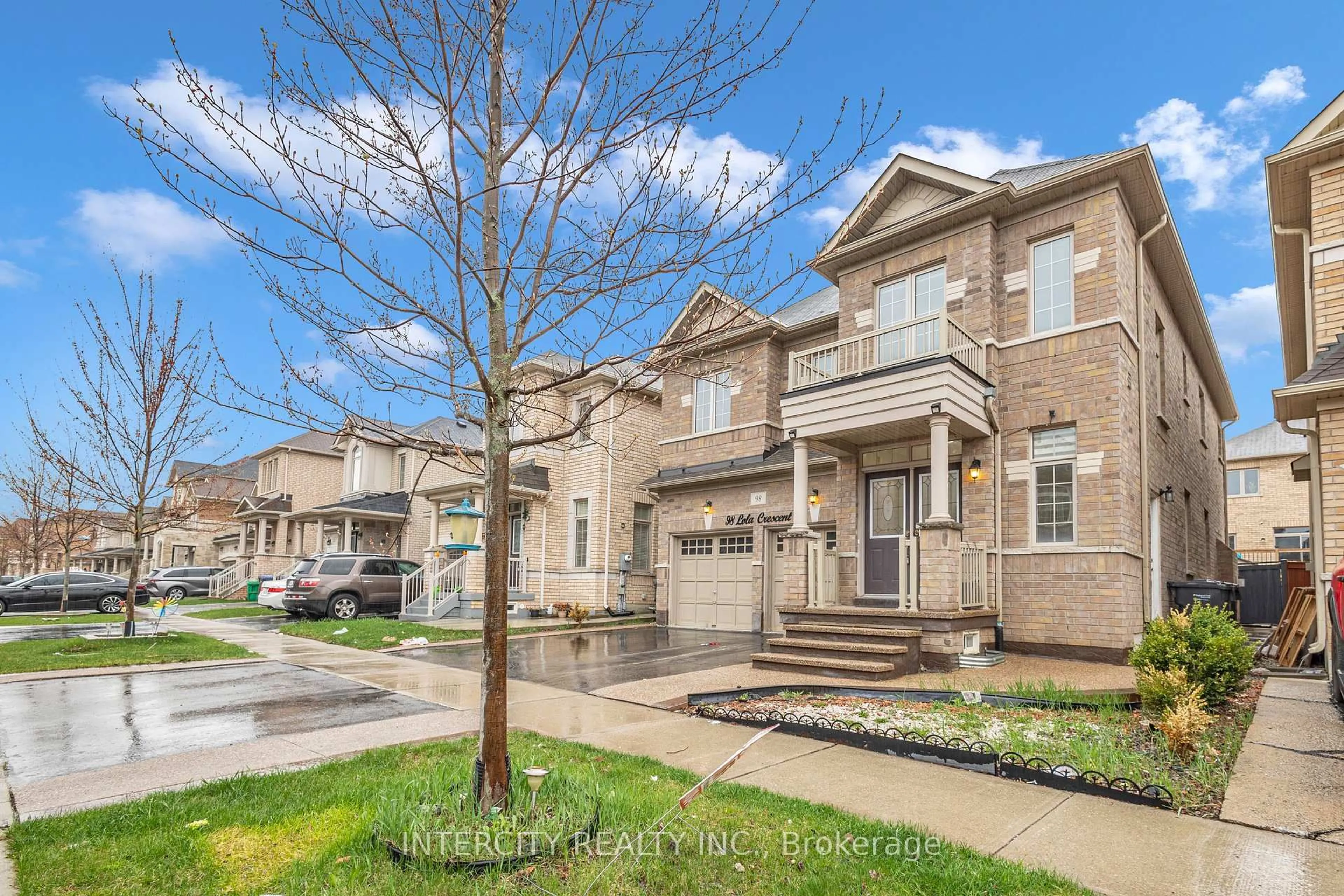 Unknown for 98 Lola Cres, Brampton Ontario L7A 0A8