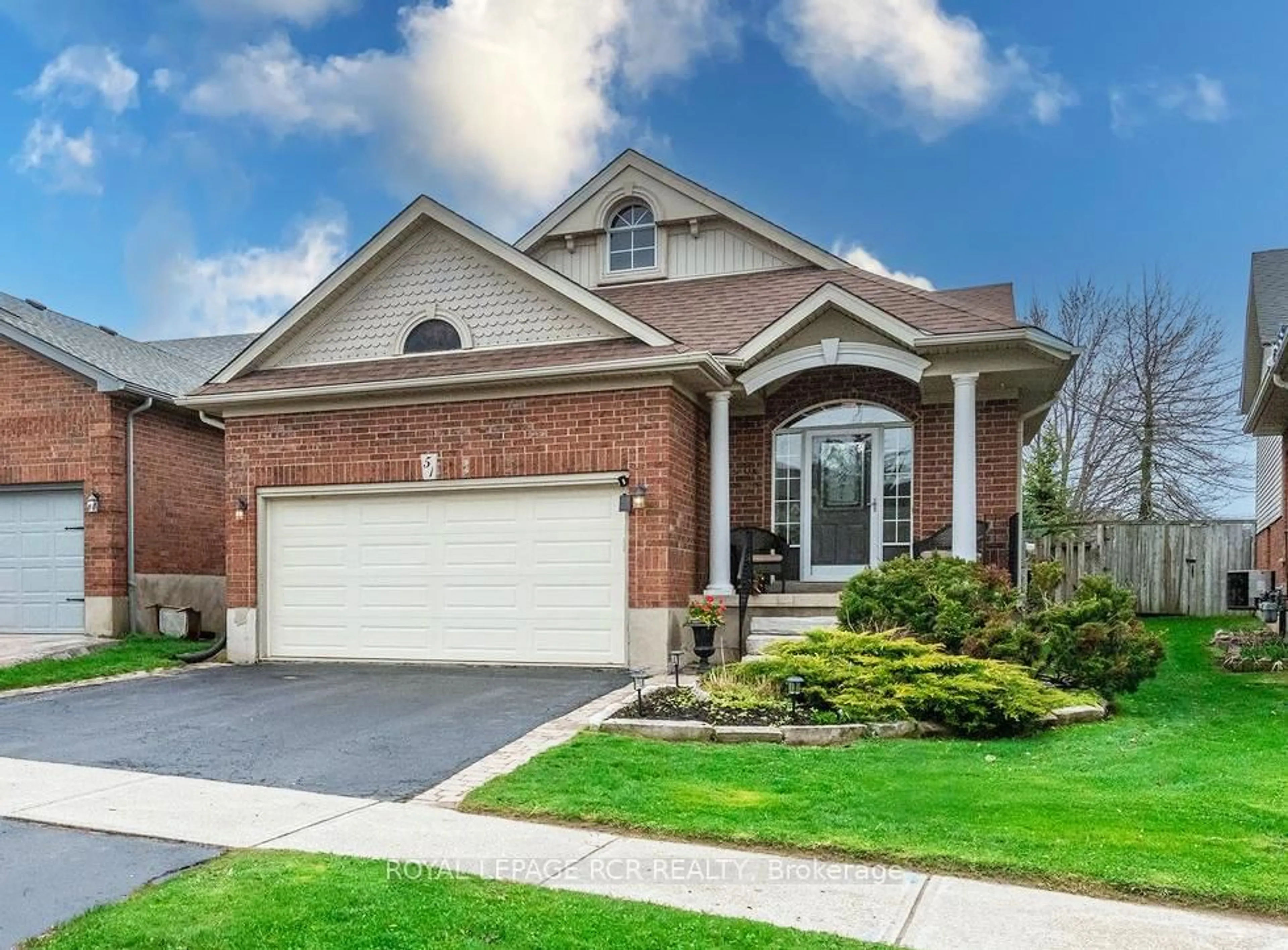 Home with brick exterior material, street for 51 Hunter Rd, Orangeville Ontario L9W 5C5