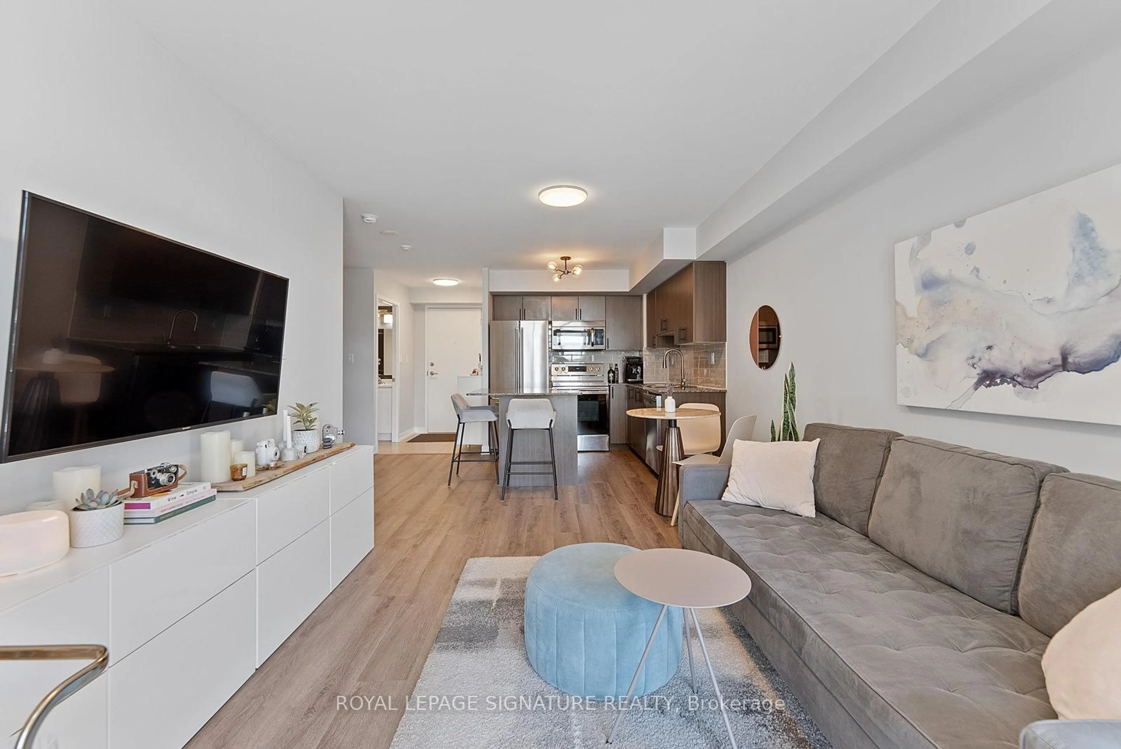 Living room with furniture, unknown for 816 Lansdowne Ave #410, Toronto Ontario M6H 4K6