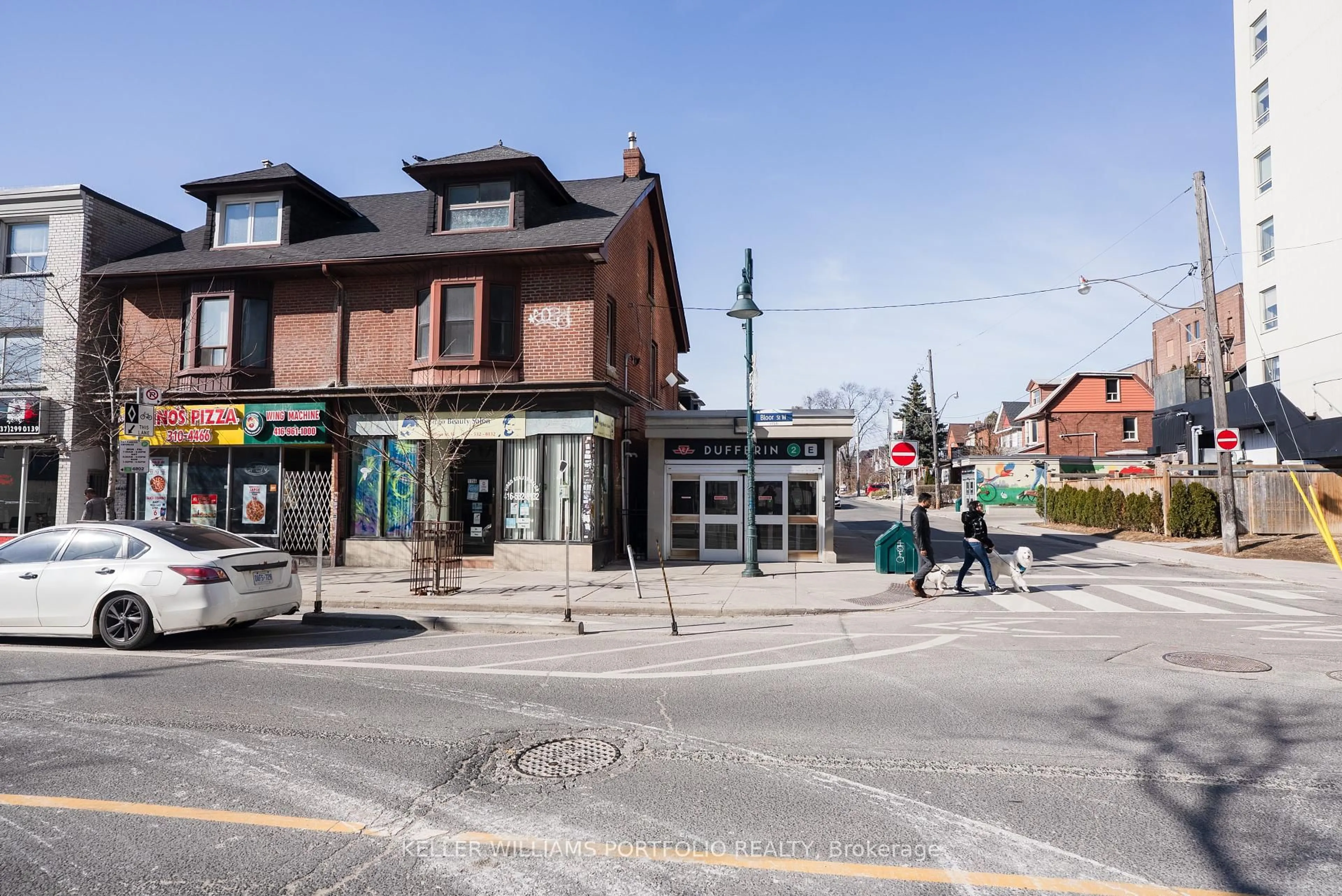 Unknown for 1156 Bloor St, Toronto Ontario M6H 1N1