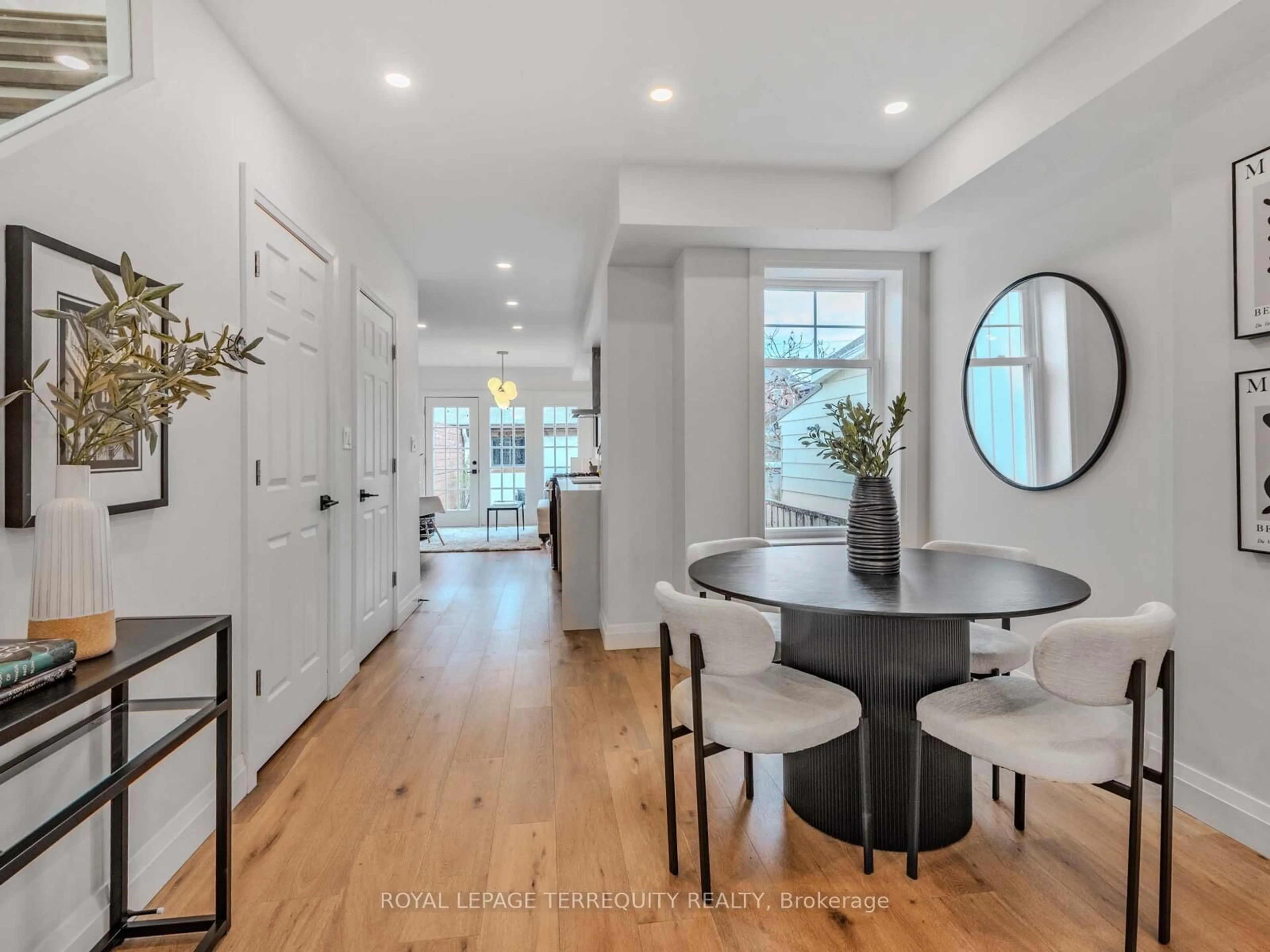 Indoor entryway for 113 Sellers Ave, Toronto Ontario M6E 3T7