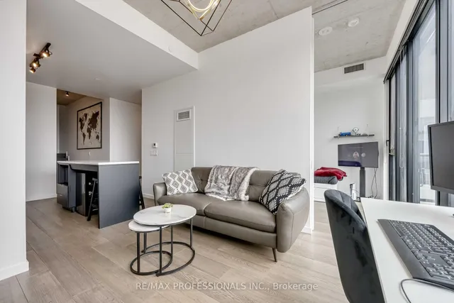 Additional image 19 of 7 Smith Cres Unit 803