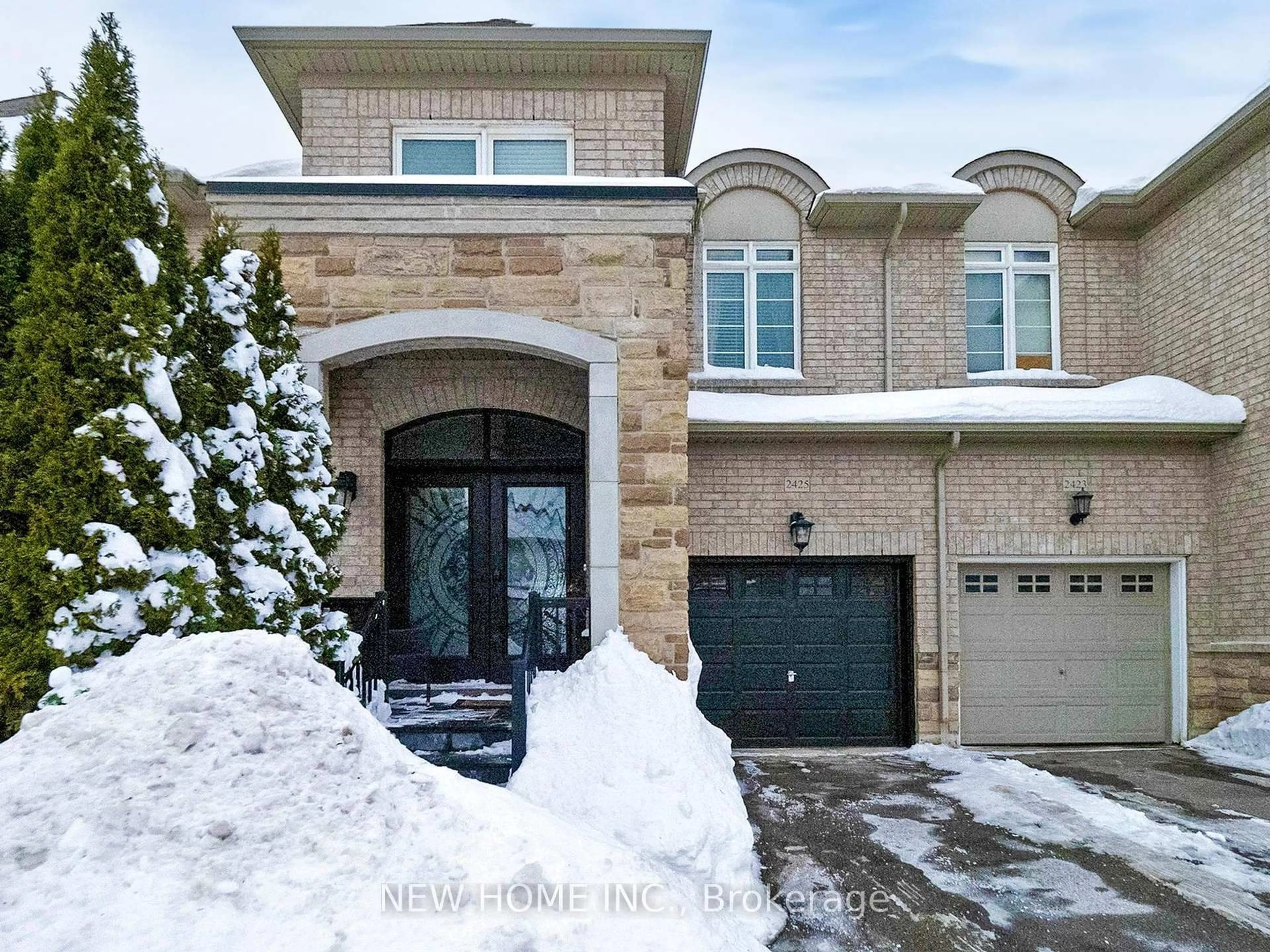 Home with brick exterior material, street for 2425 Old Brompton Way, Oakville Ontario L6M 0J6