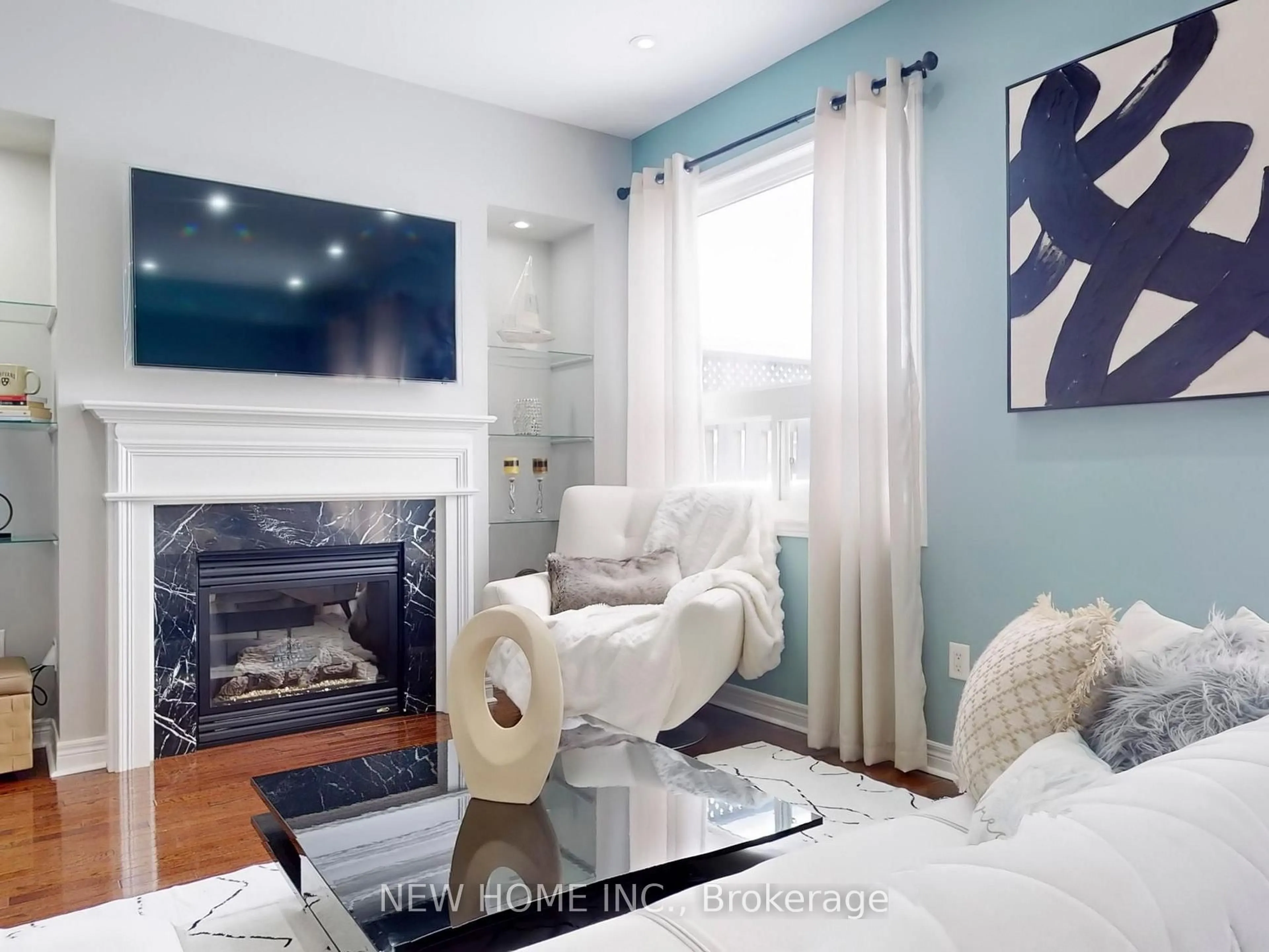 Living room with furniture, wood/laminate floor for 2425 Old Brompton Way, Oakville Ontario L6M 0J6