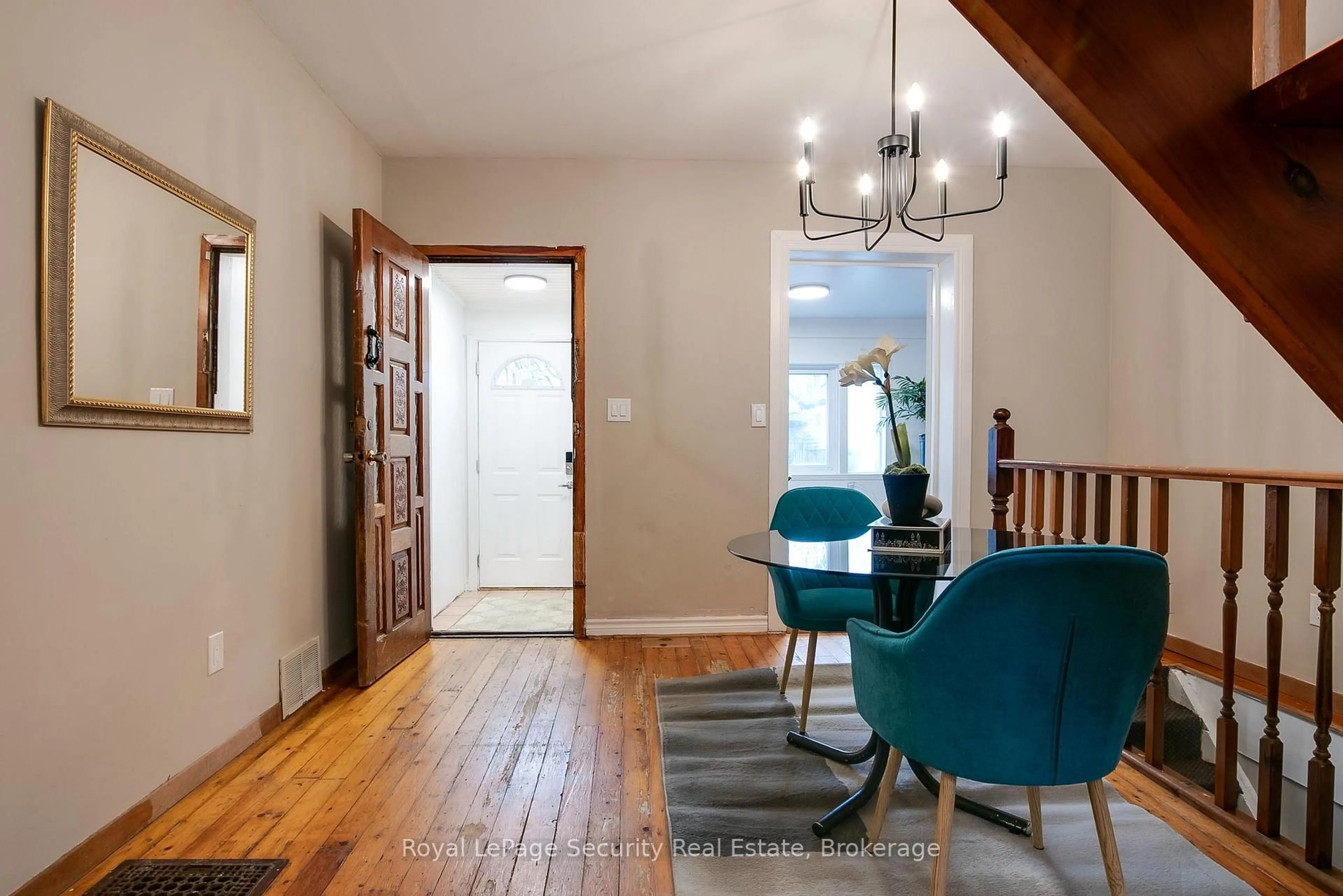 Unknown for 9 Howick Ave, Toronto Ontario M6N 1M9