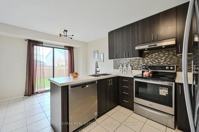 Additional image 33 of 10 Stalbridge Ave
