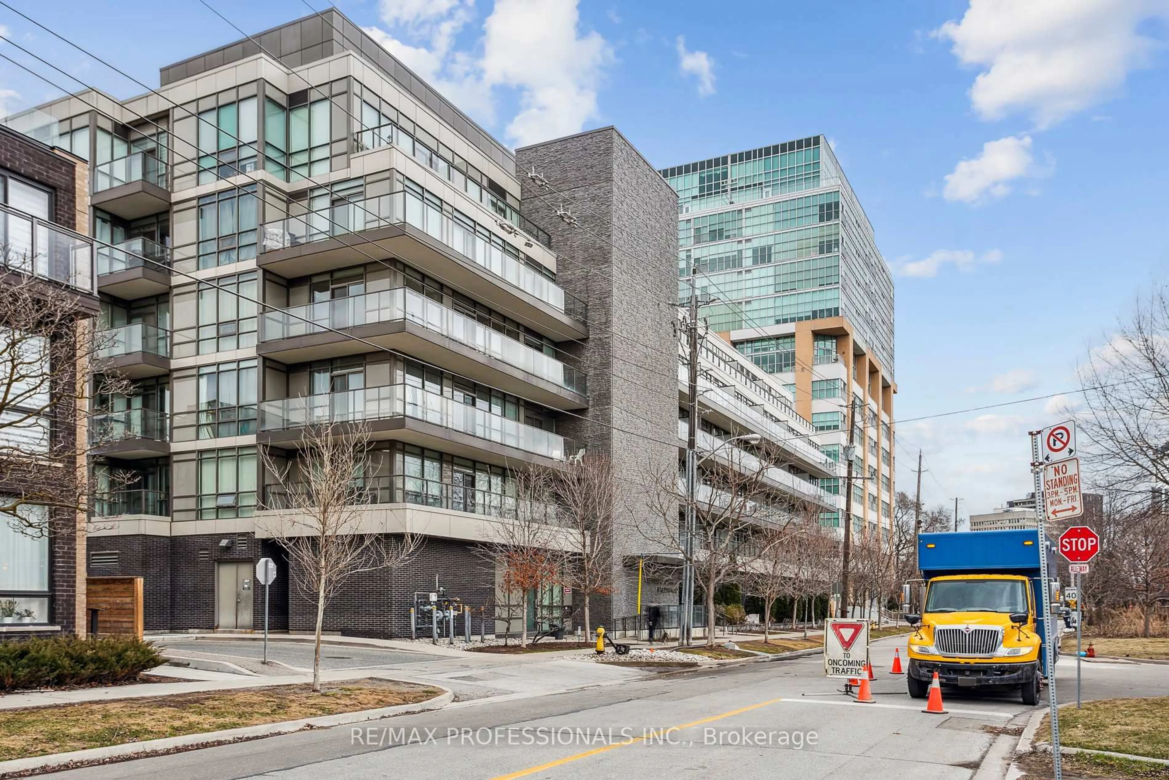Unknown for 8 Fieldway Rd #303, Toronto Ontario M8Z 0C3