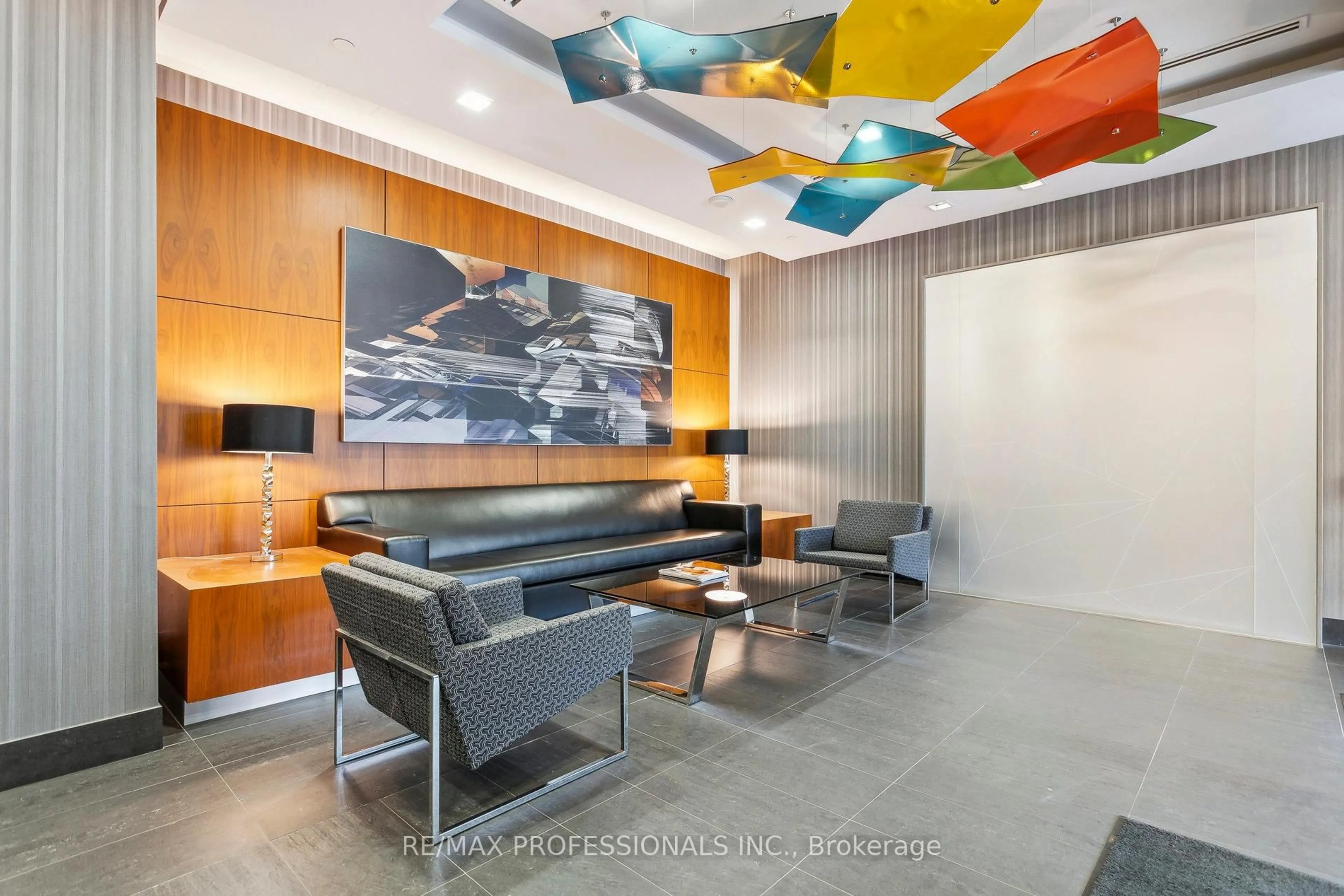 Lobby for 8 Fieldway Rd #303, Toronto Ontario M8Z 0C3