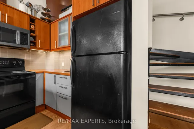 Additional property image - 1001 Roselawn Ave Unit 115