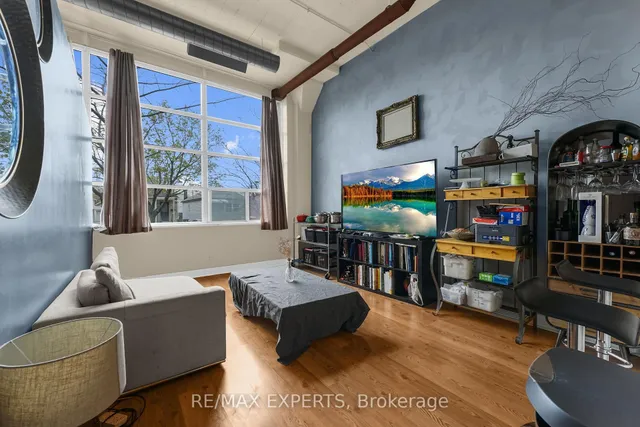 Additional property image - 1001 Roselawn Ave Unit 115