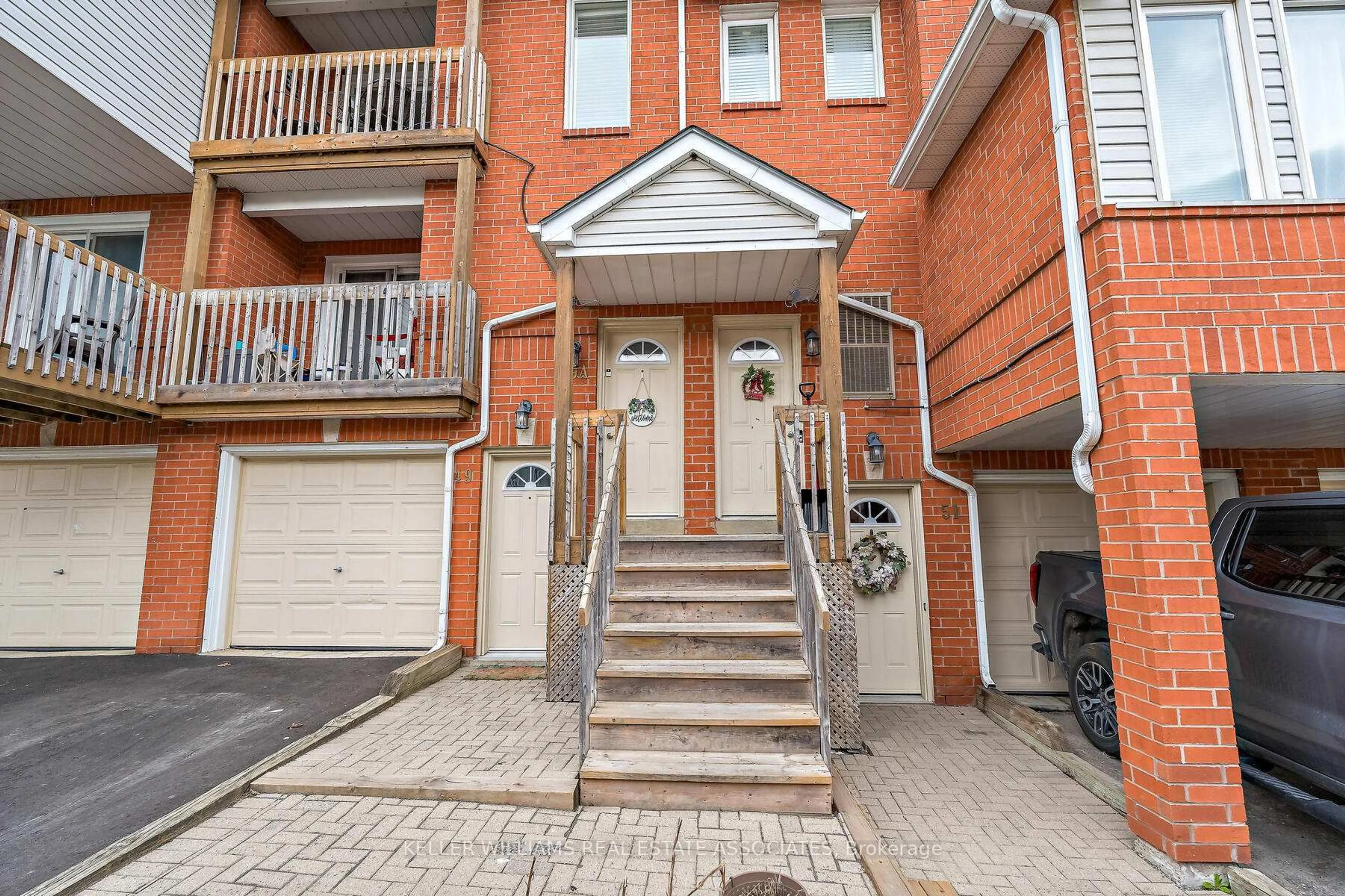 Unknown for 49A Wylie Circ, Halton Hills Ontario L7G 5M1