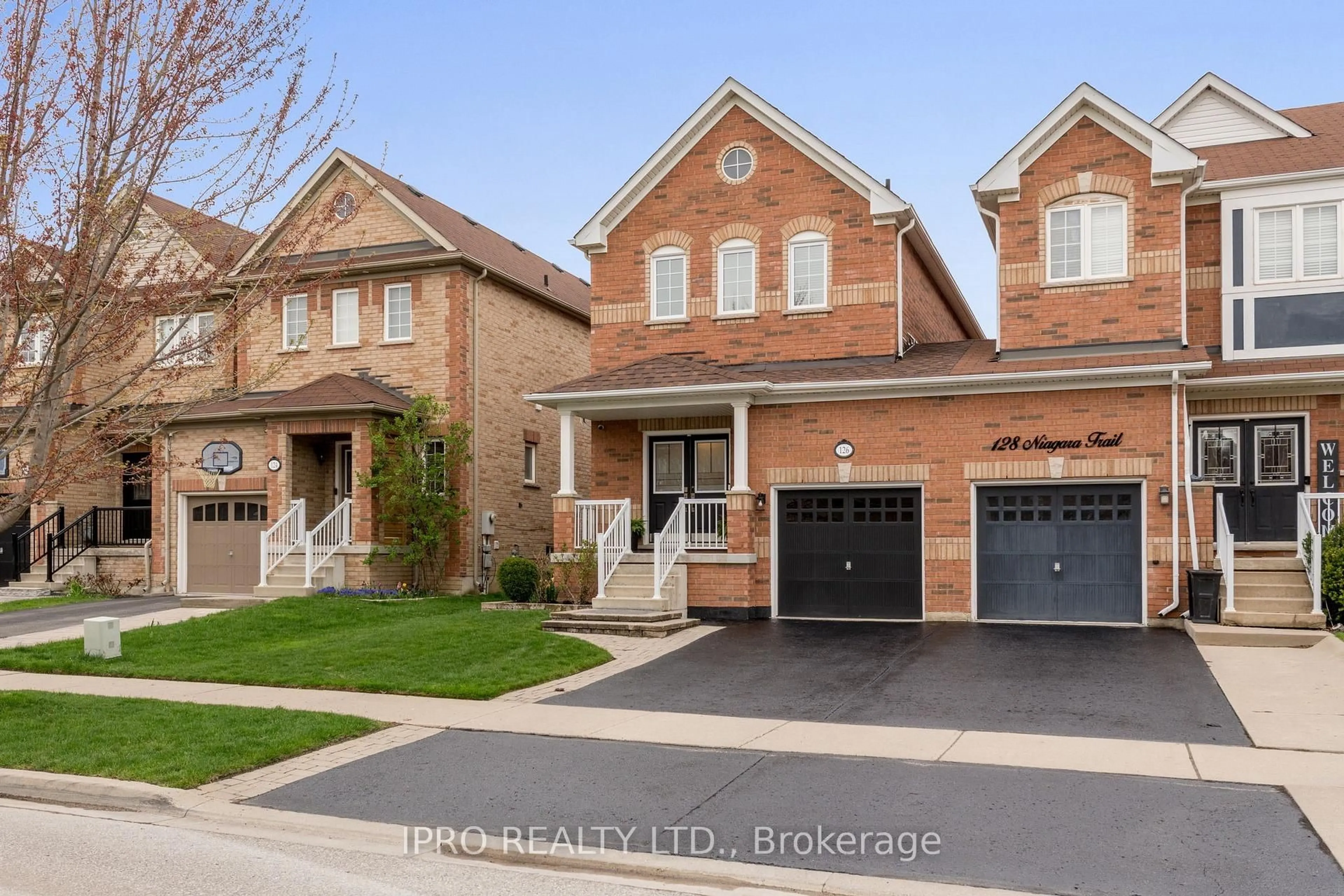 Home with brick exterior material, street for 126 Niagara Tr, Halton Hills Ontario L7G 0A6