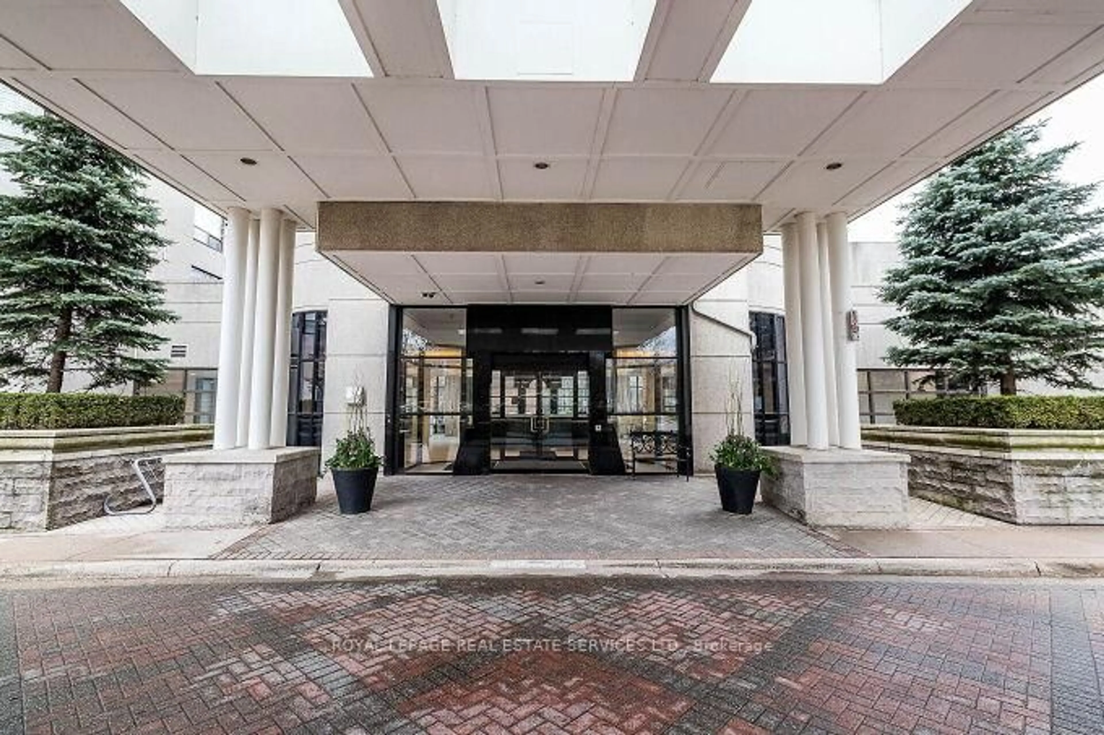 Lobby for 1 Aberfoyle Cres #SPH2, Toronto Ontario M8X 2X8