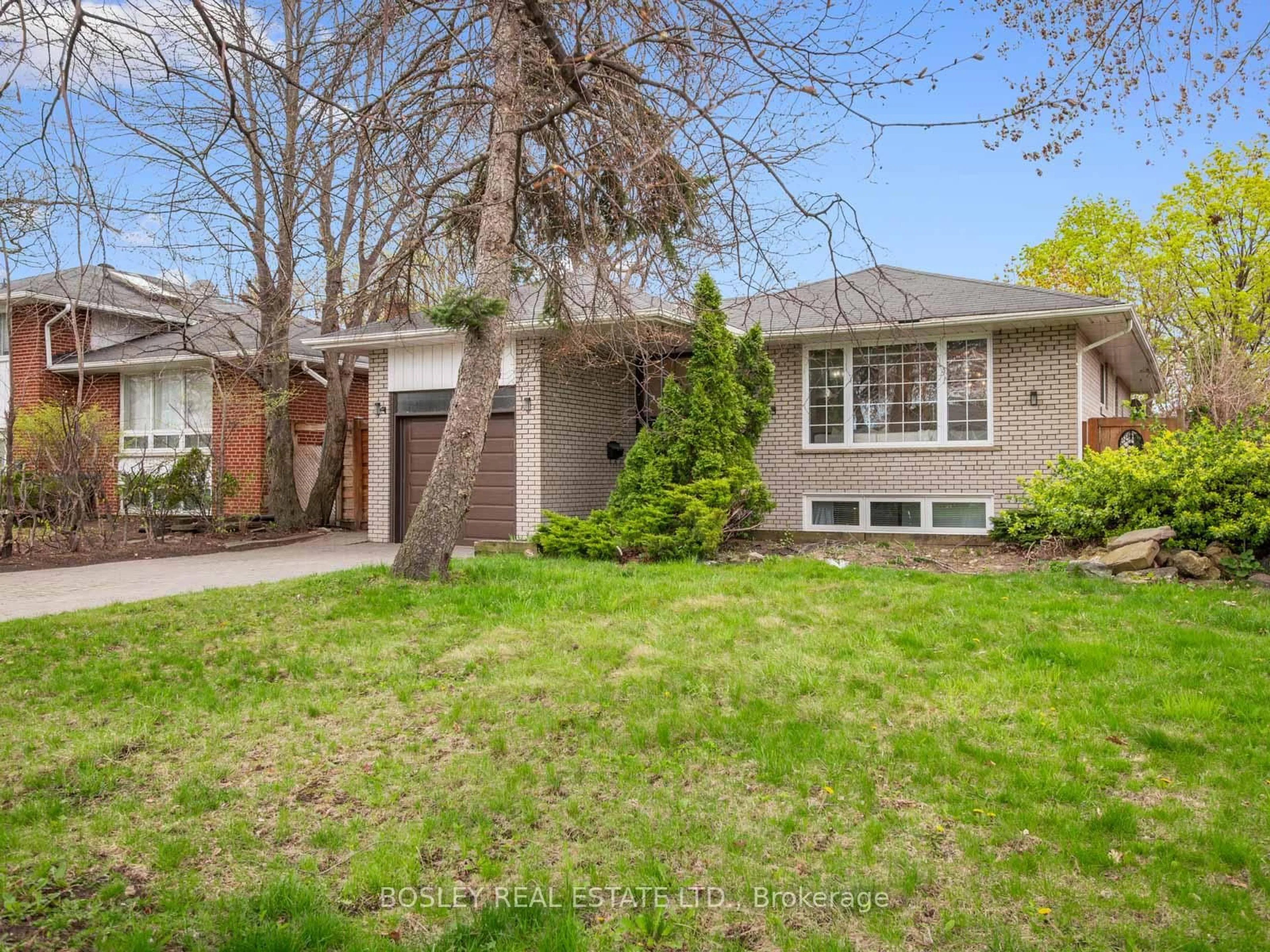 Unknown for 2744 Truscott Dr, Mississauga Ontario L5J 2B7