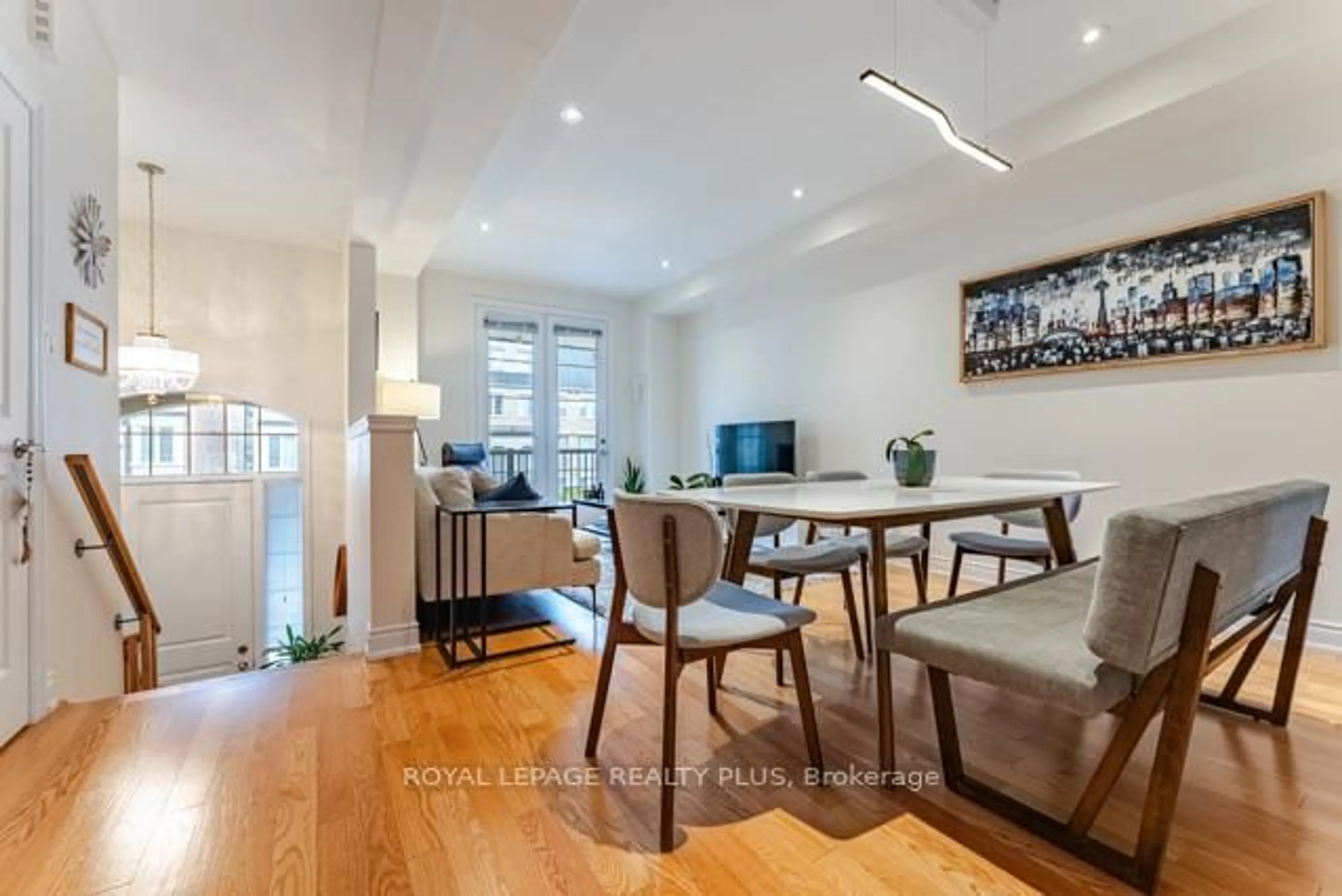 Dining room, wood/laminate floor for 12 Edward Horton Cres #156, Toronto Ontario M8Z 0E5