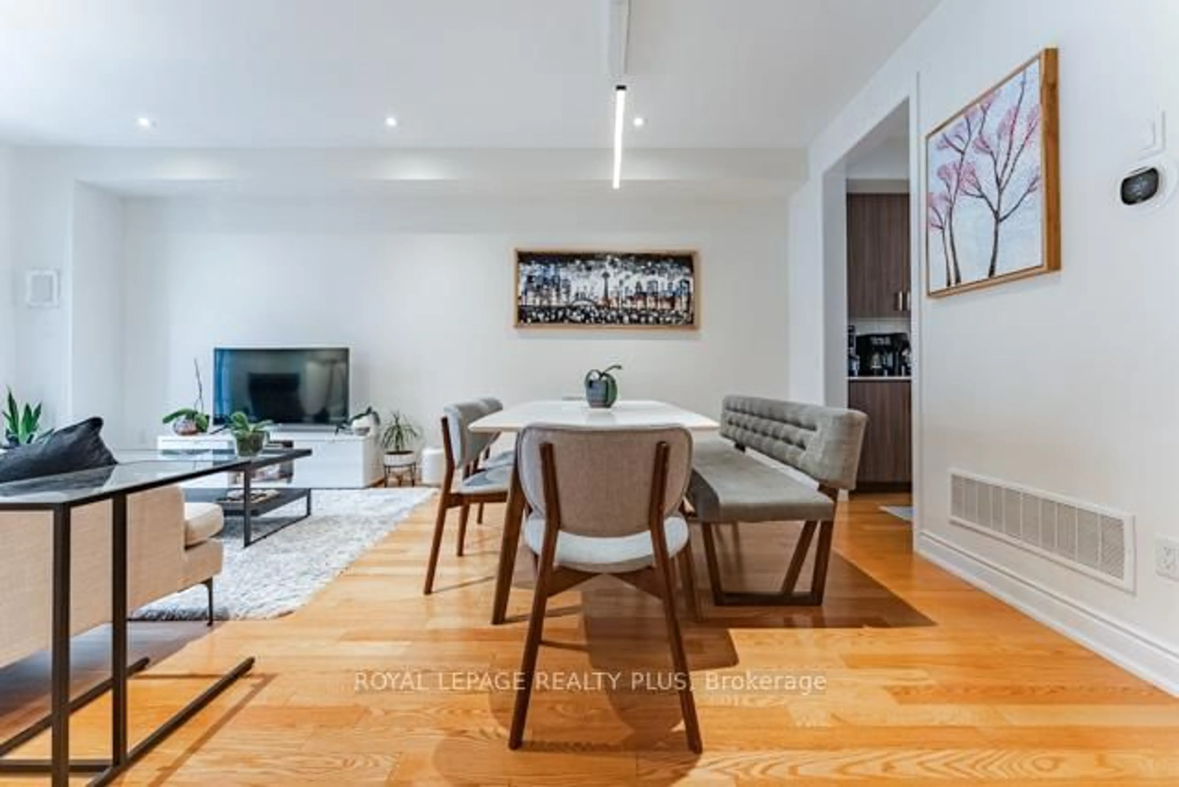Dining room, wood/laminate floor for 12 Edward Horton Cres #156, Toronto Ontario M8Z 0E5