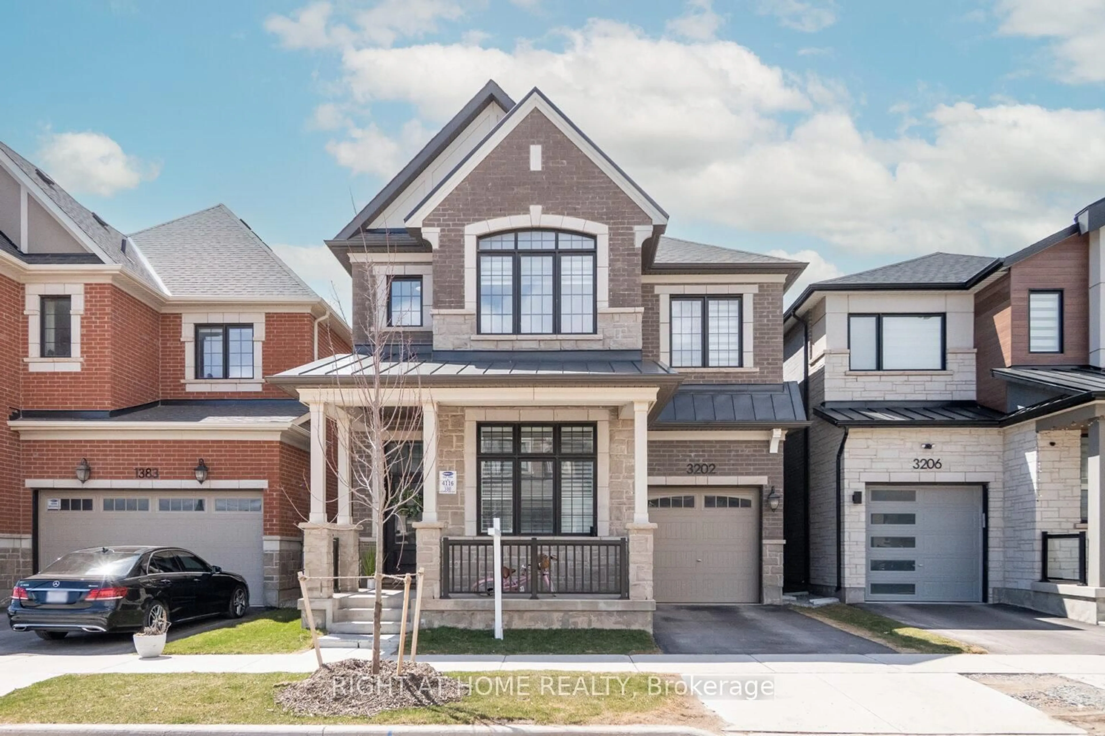Home with brick exterior material, street for 3202 William Cutmore Blvd, Oakville Ontario L6H 7X3