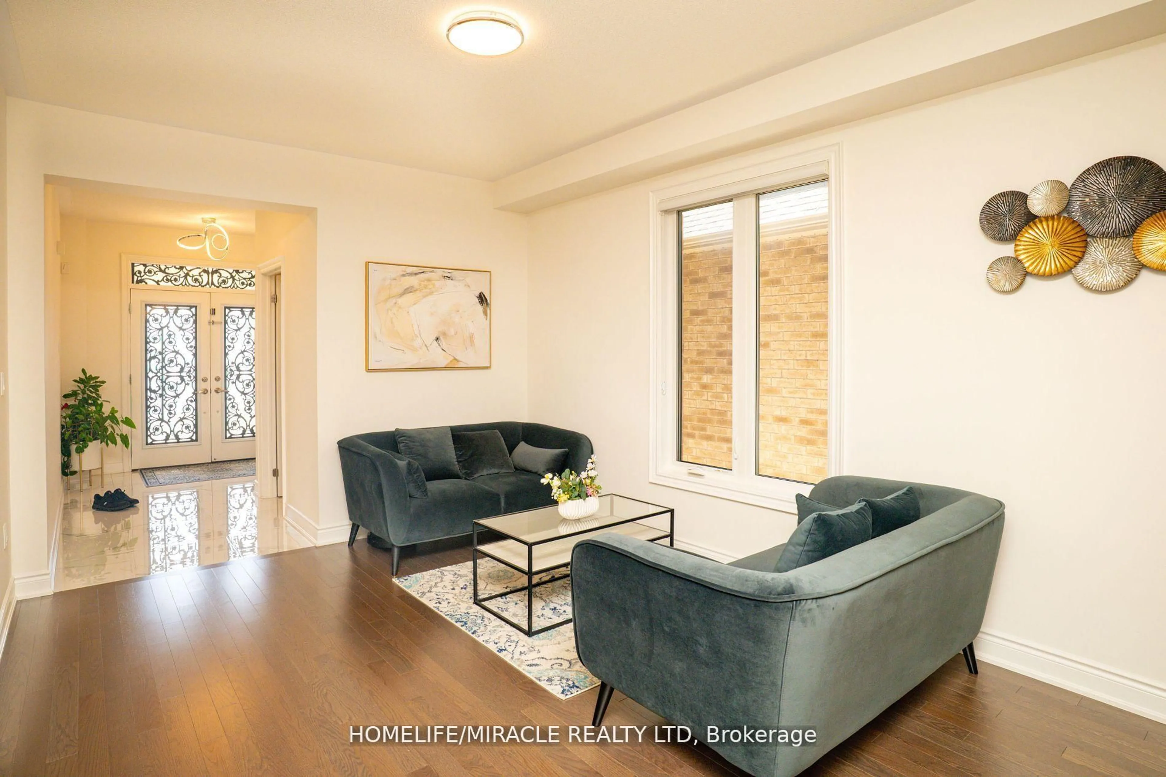 Living room with furniture, unknown for 7 Kapikog St, Brampton Ontario L6Y 6J6