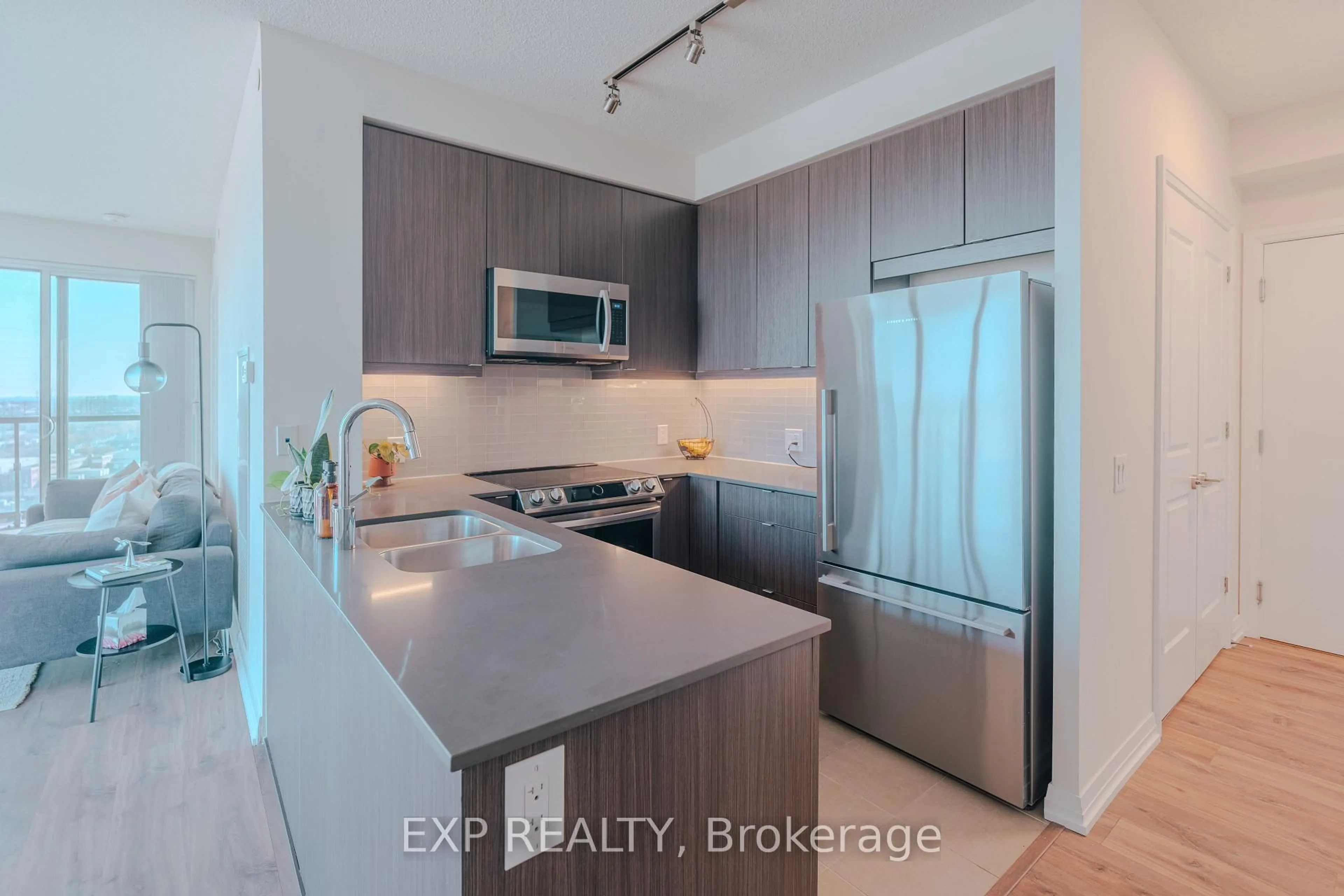 Unknown for 50 Thomas Riley Rd #1104, Toronto Ontario M9B 0C5