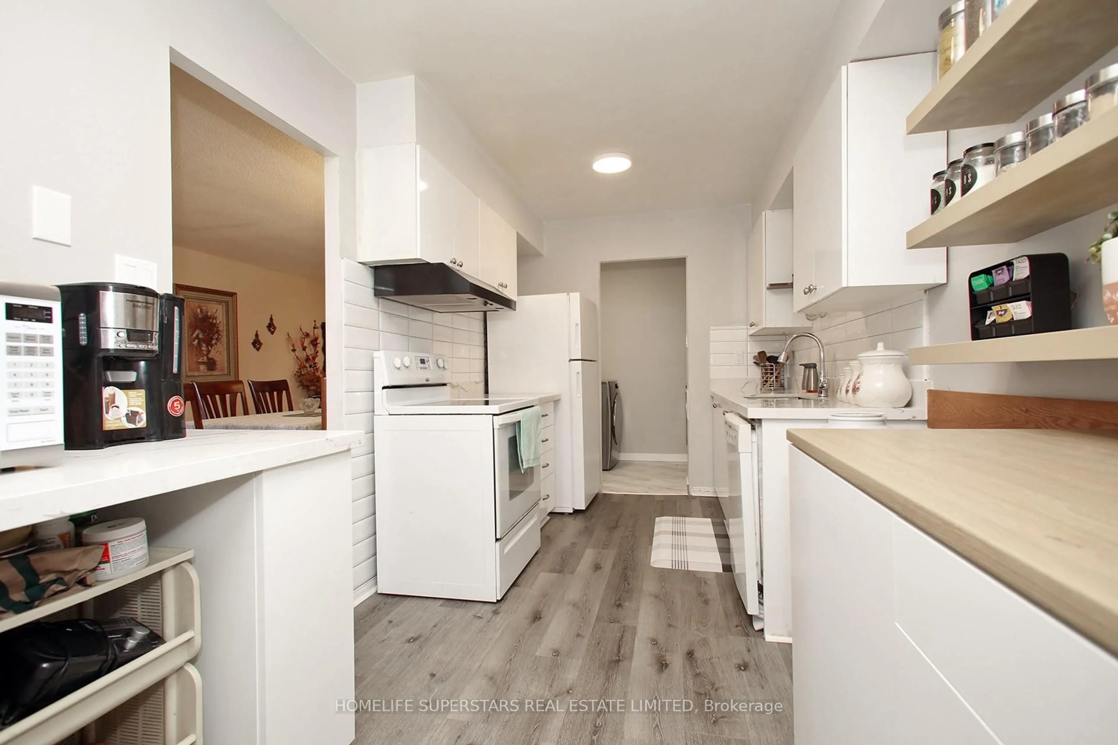 Standard kitchen, unknown for 45 Silverstone Dr #307, Toronto Ontario M9V 4B1
