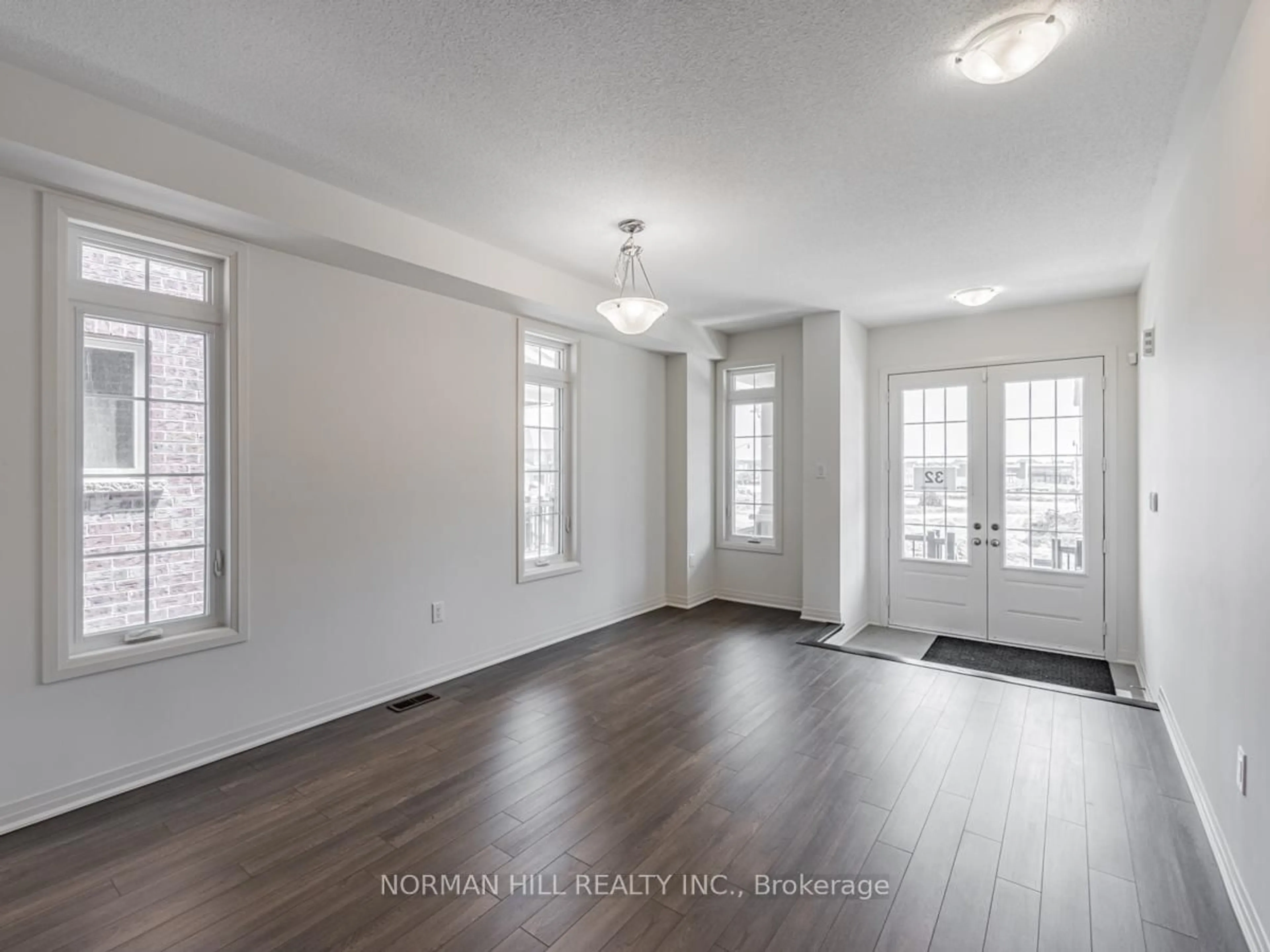 Unknown for 14 Guildhouse Dr, Brampton Ontario L7A 4W5
