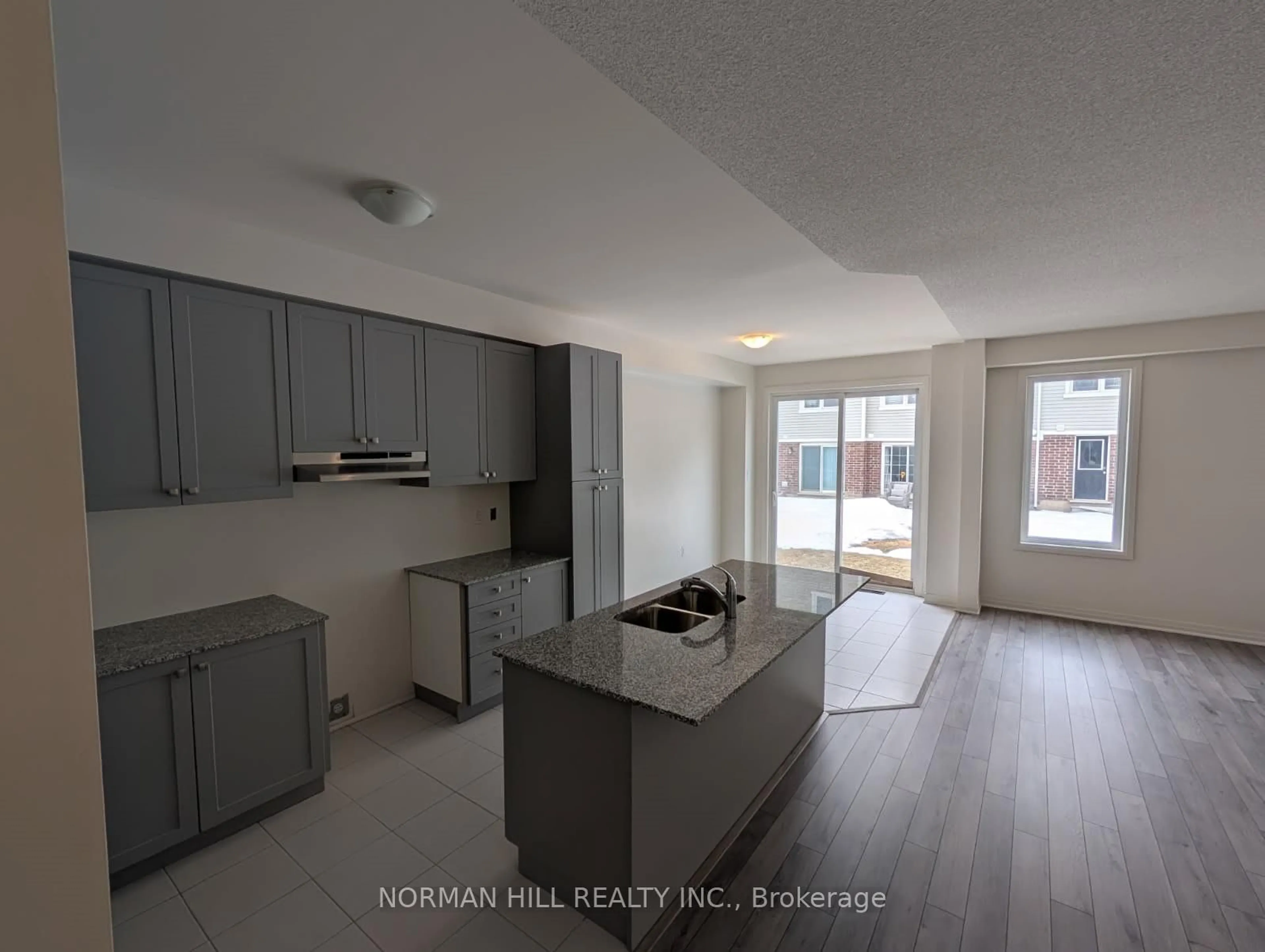 Unknown for 14 Guildhouse Dr, Brampton Ontario L7A 4W5