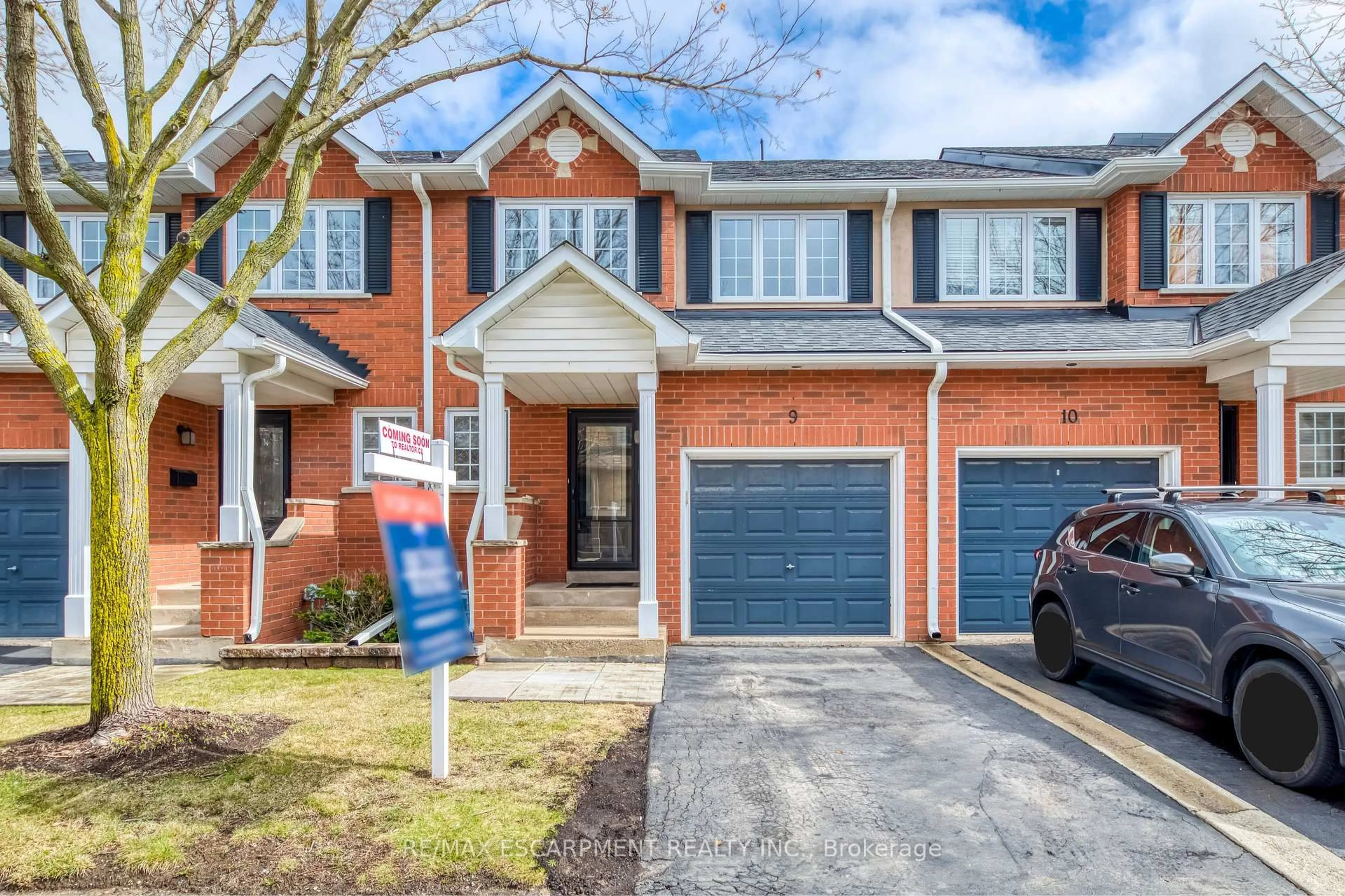 Home with brick exterior material, street for 2880 Headon Forest Dr #9, Burlington Ontario L7M 4H2