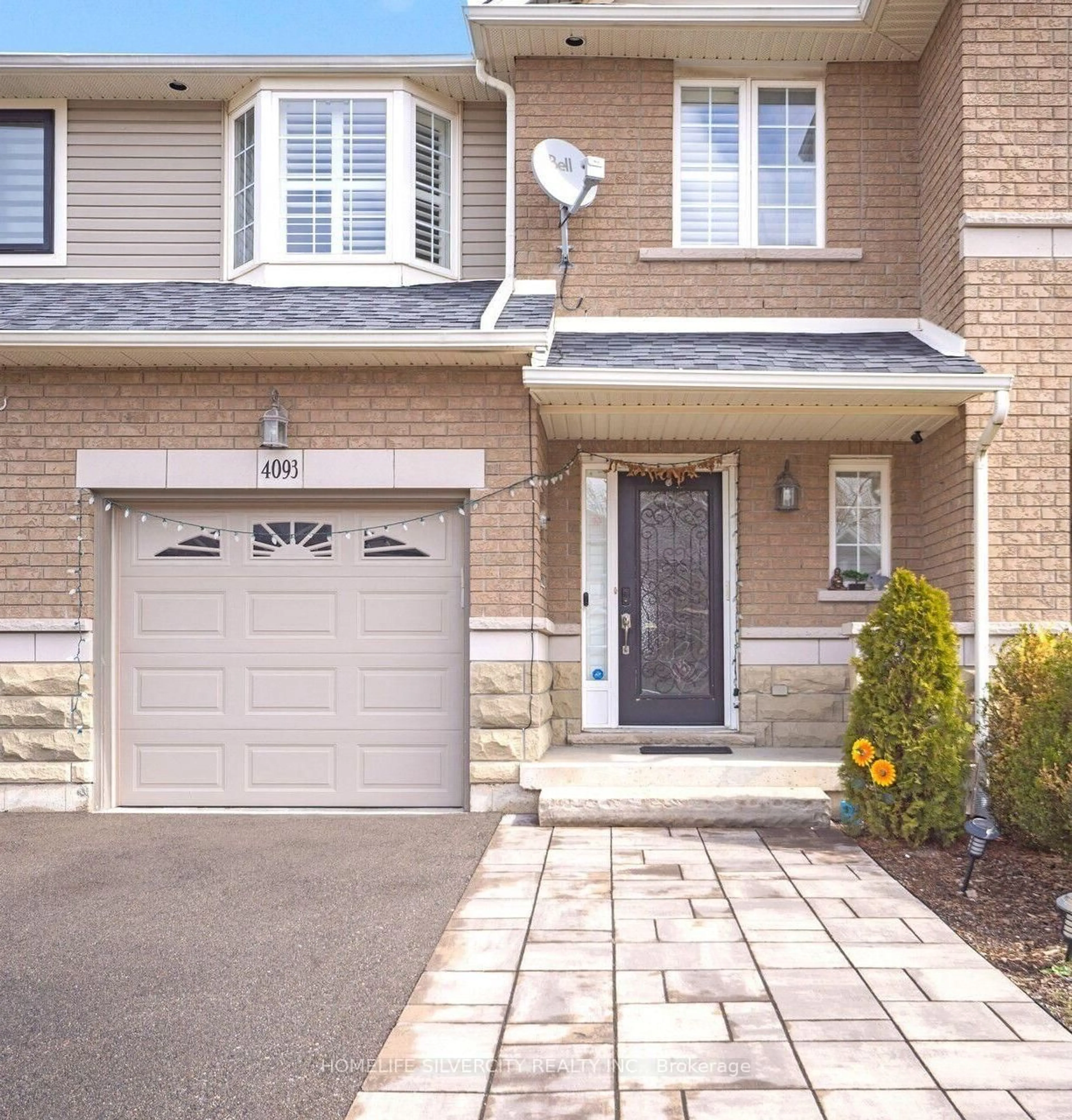 Home with brick exterior material, street for 4093 Medland Dr, Burlington Ontario L7M 4Z6