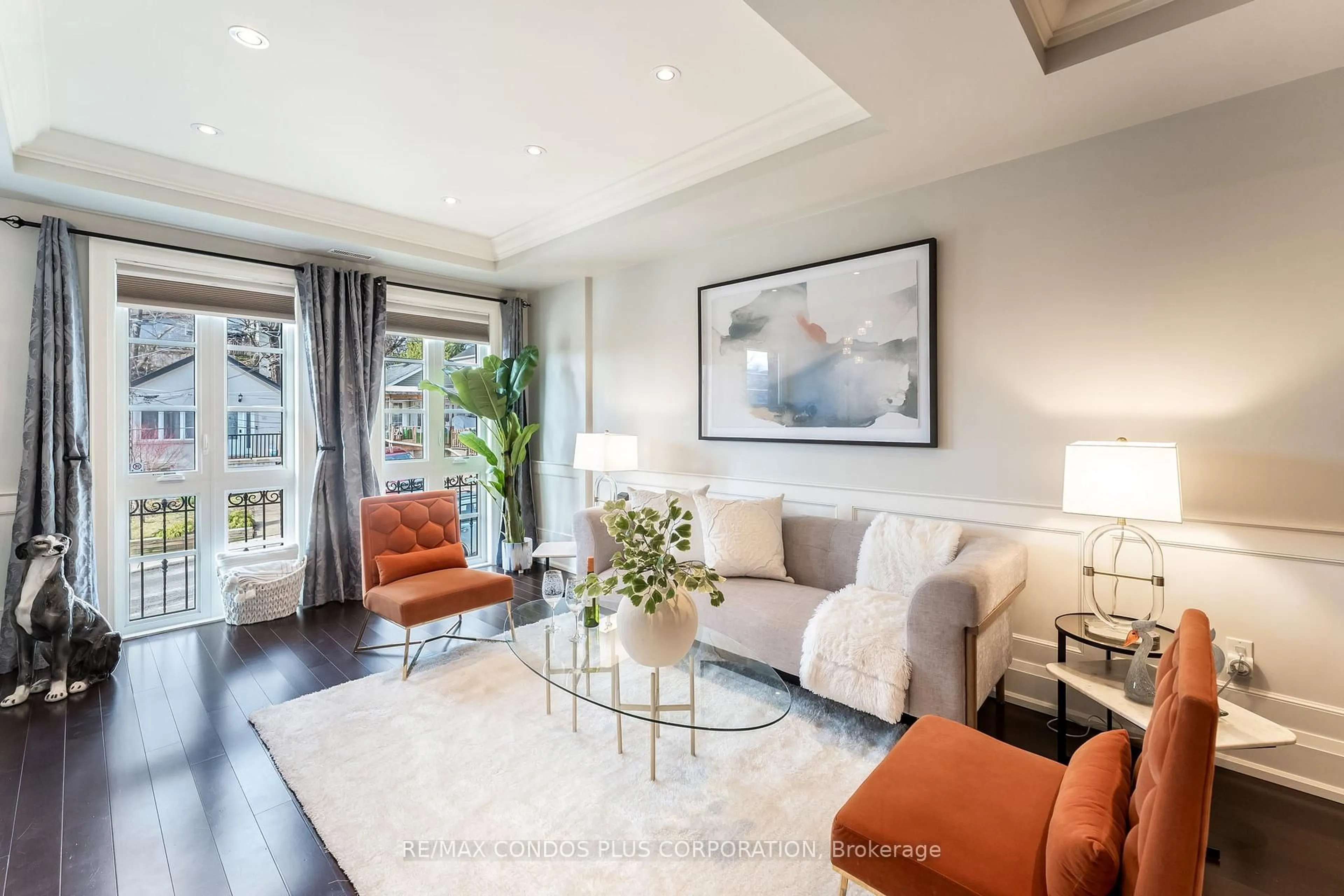 Living room with furniture, unknown for 17 Haverson Blvd, Toronto Ontario M6M 3J5