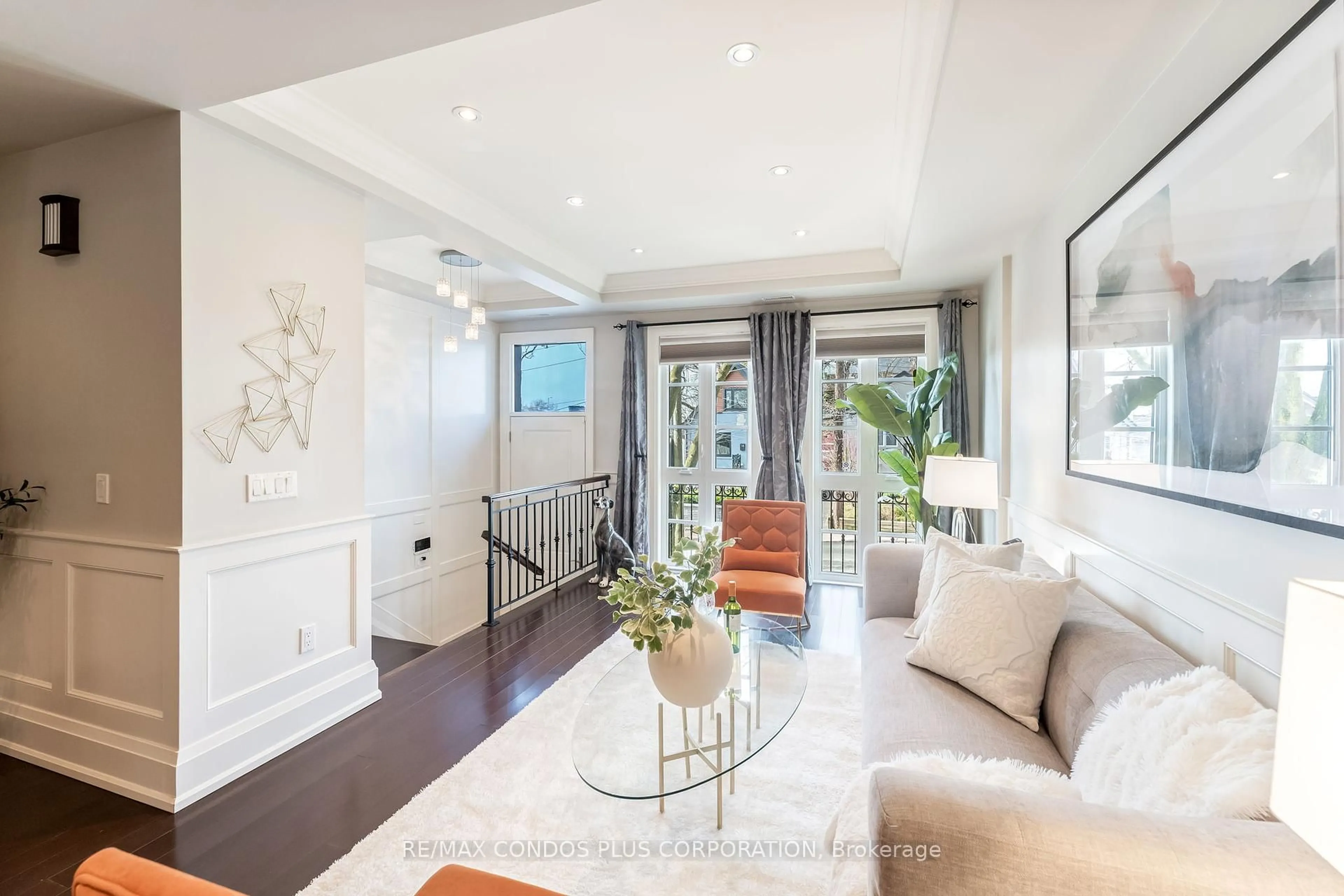 Living room with furniture, unknown for 17 Haverson Blvd, Toronto Ontario M6M 3J5