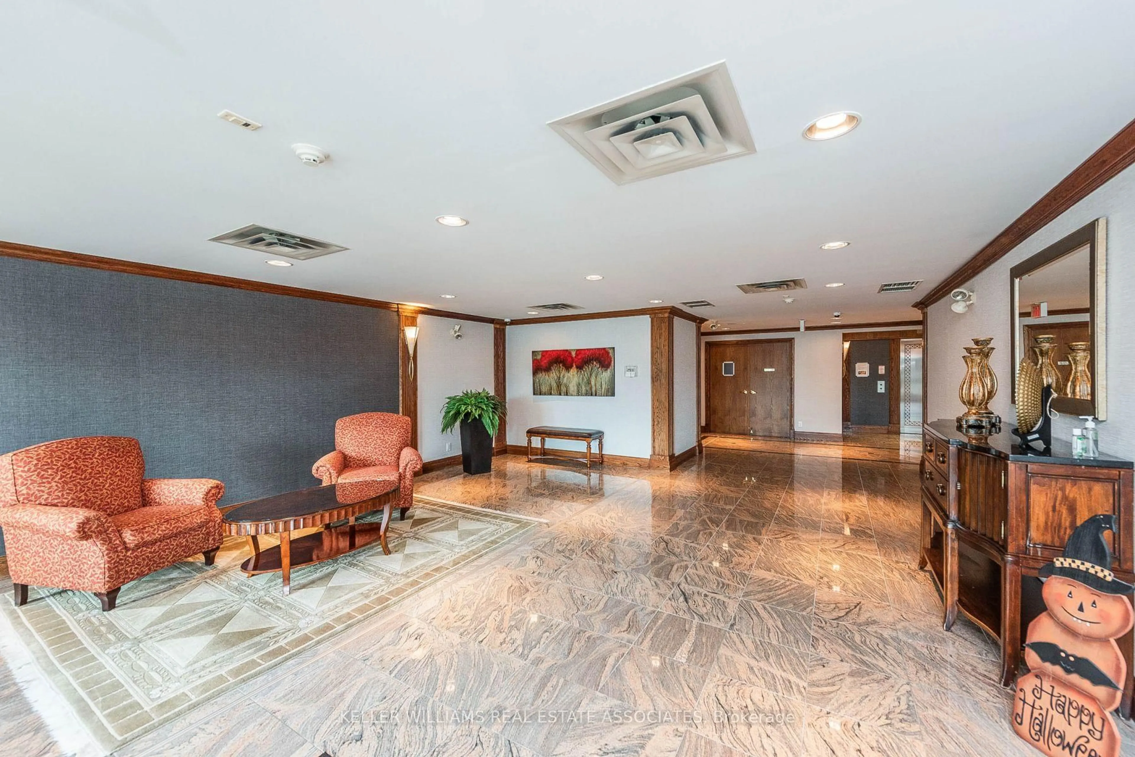 Lobby for 35 Via Rosedale N/A #208, Brampton Ontario L6R 3J9