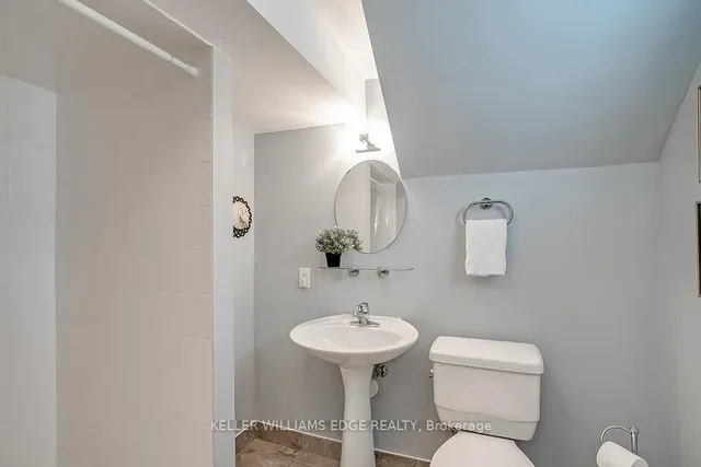Additional property image - 652 Meadow Lane