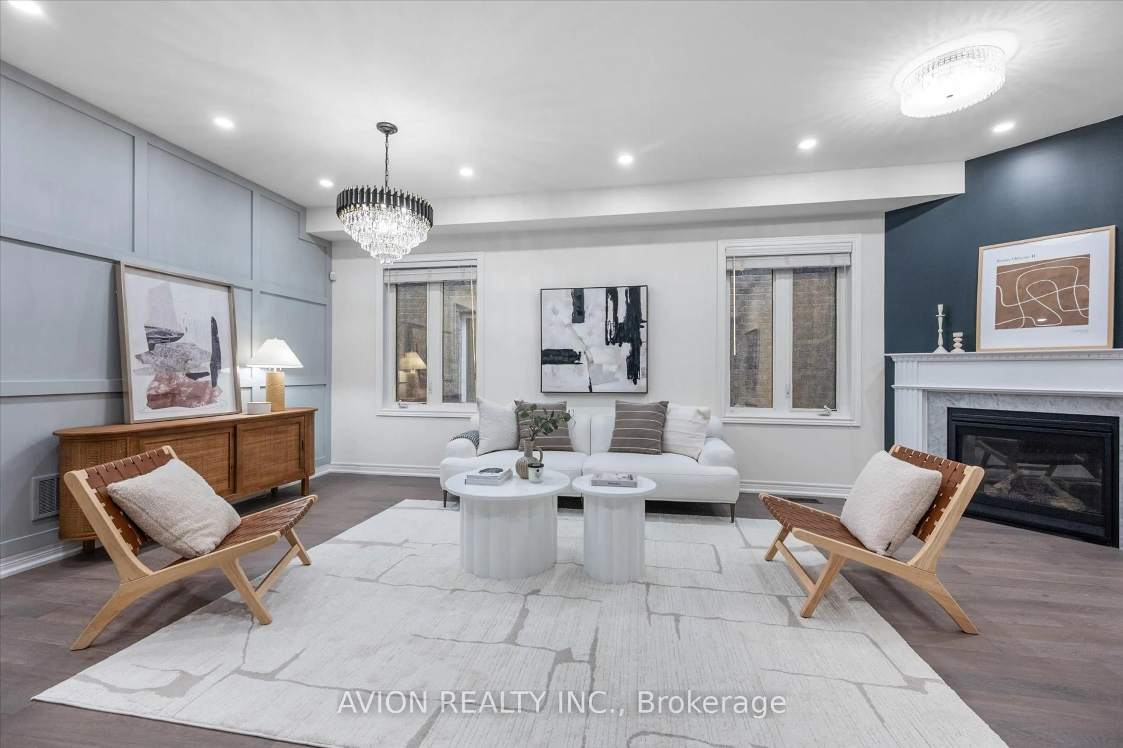 Living room with furniture, ceramic/tile floor for 428 George Ryan Ave, Oakville Ontario L6H 0S2