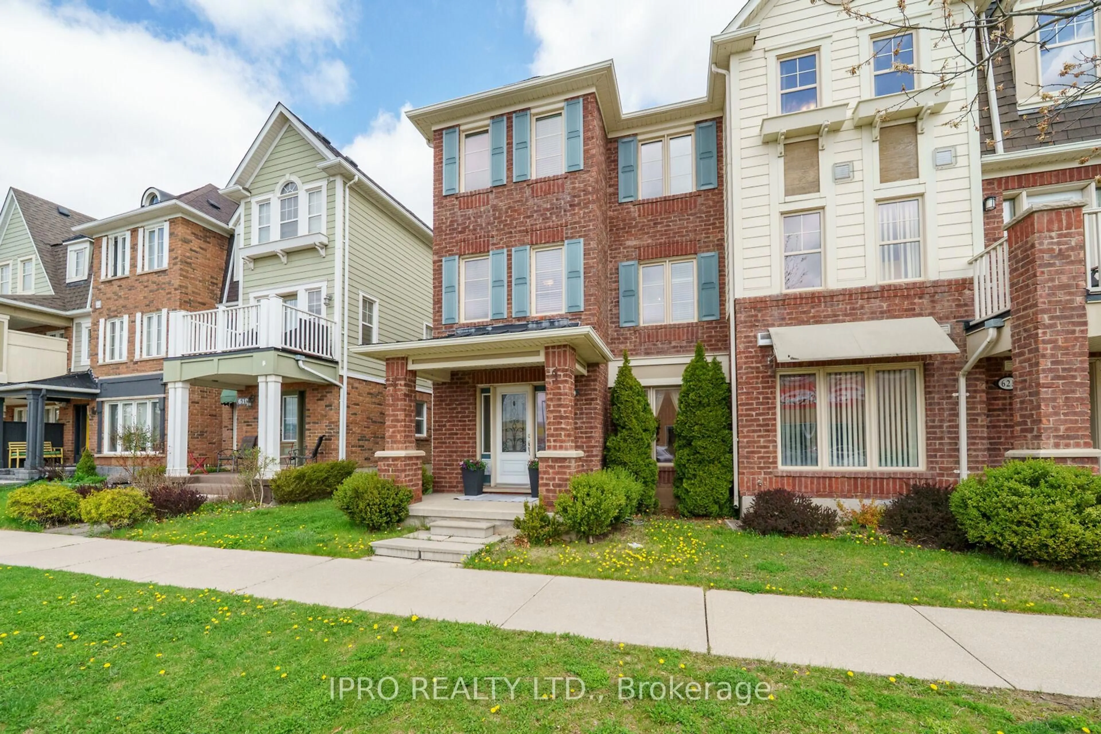 Home with brick exterior material, street for 623 Scott Blvd, Milton Ontario L9T 0P4